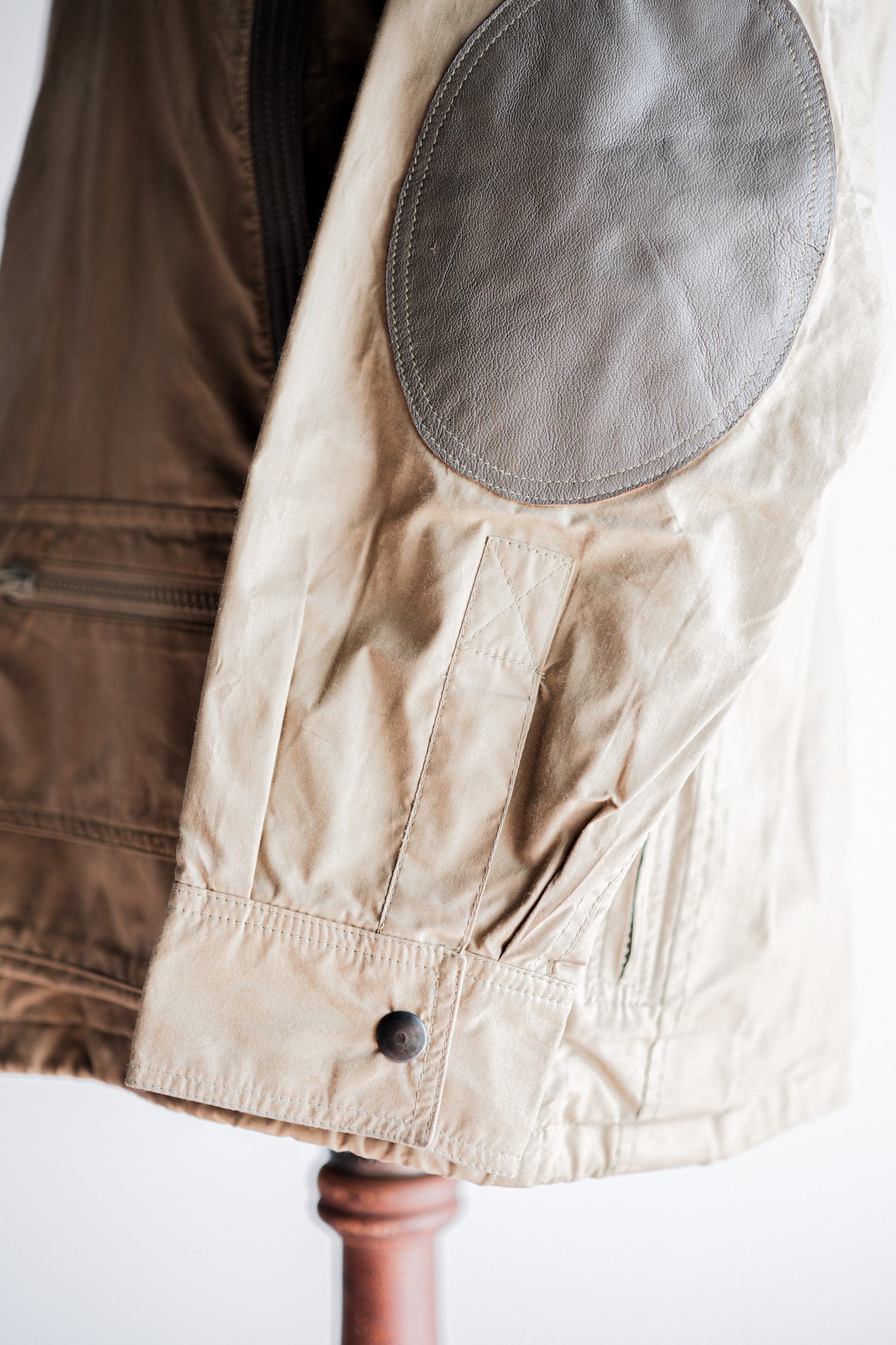 【~80's】French Vintage Hunting Jacket Size.46 "L'ESQUIMAU INTERNATIONAL"
