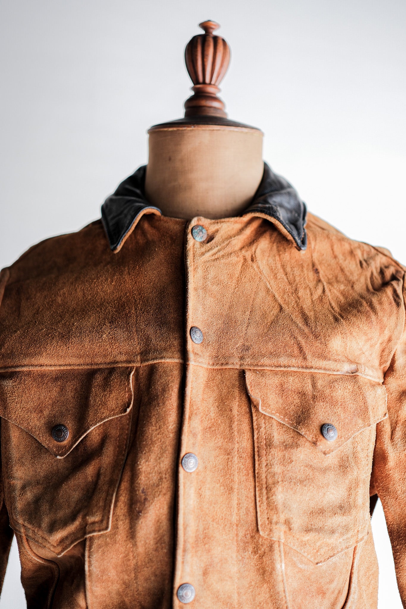 [~ 50's] Vintage Levi's Suede Leather Jacket "Short Horn"