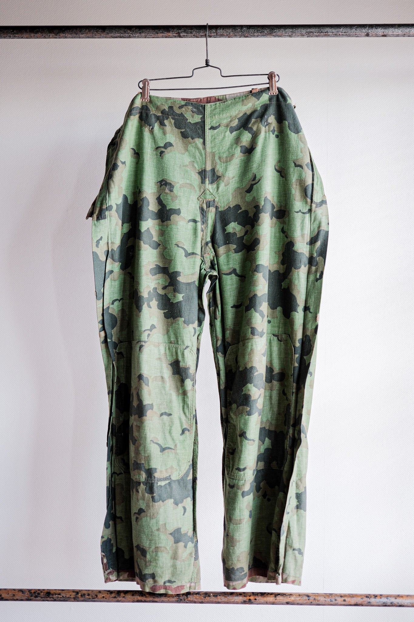 【~50's】Czechoslovakian Army Clouds Camouflage Reversible Trousers "Modified"