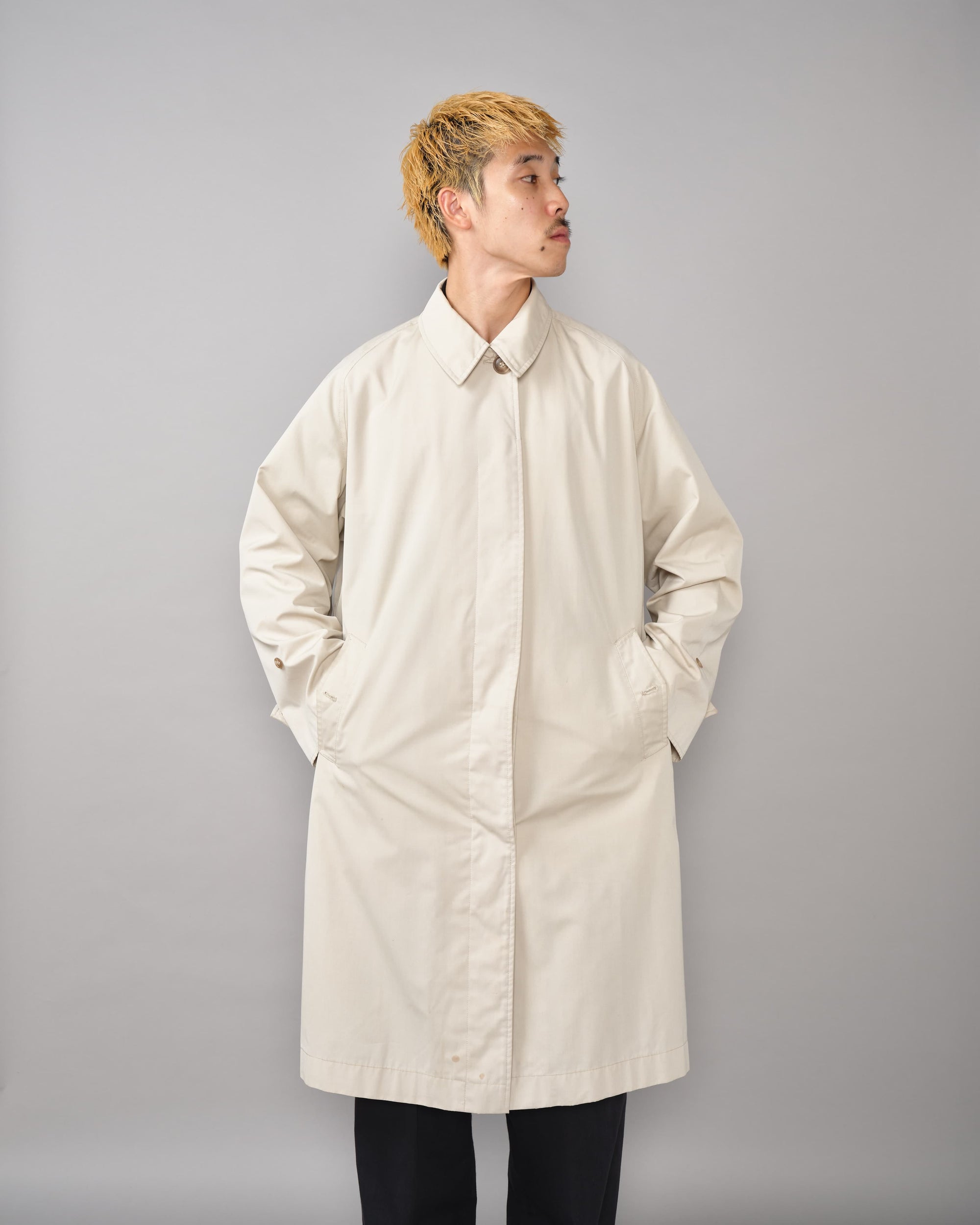 [~50's] Vintage Burberrys Paris One-Piece Sleeve Balmacaan Coat for Ladies "Made in France"
