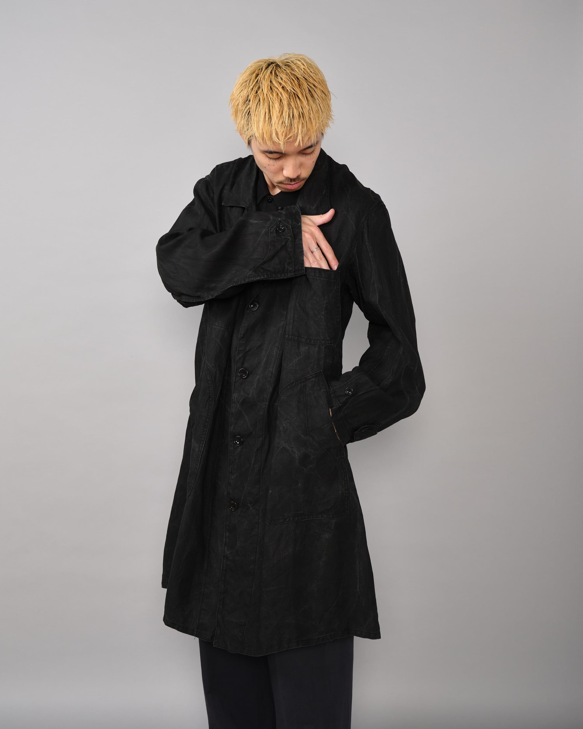 [~40’s] French Vintage Black Indigo Linen Maquignon Coat