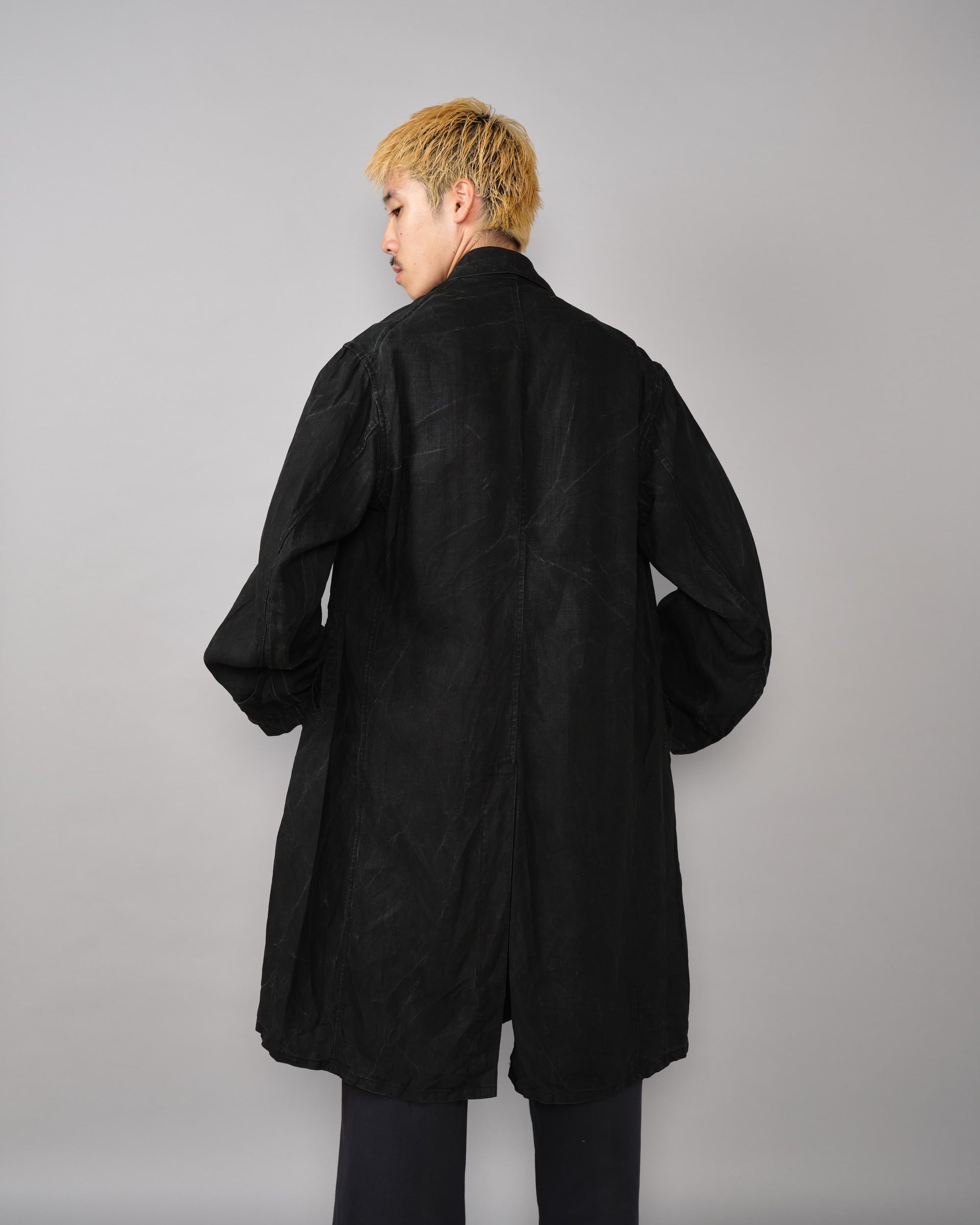[~40’s] French Vintage Black Indigo Linen Maquignon Coat