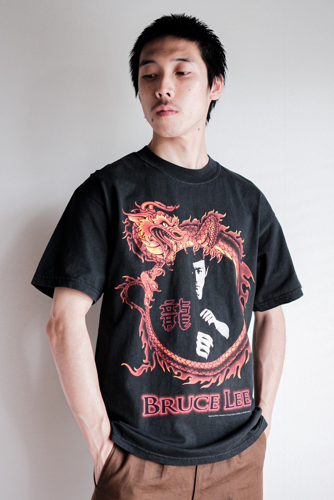 [~ 00's] เสื้อยืดพิมพ์วินเทจขนาด M "Bruce Lee"