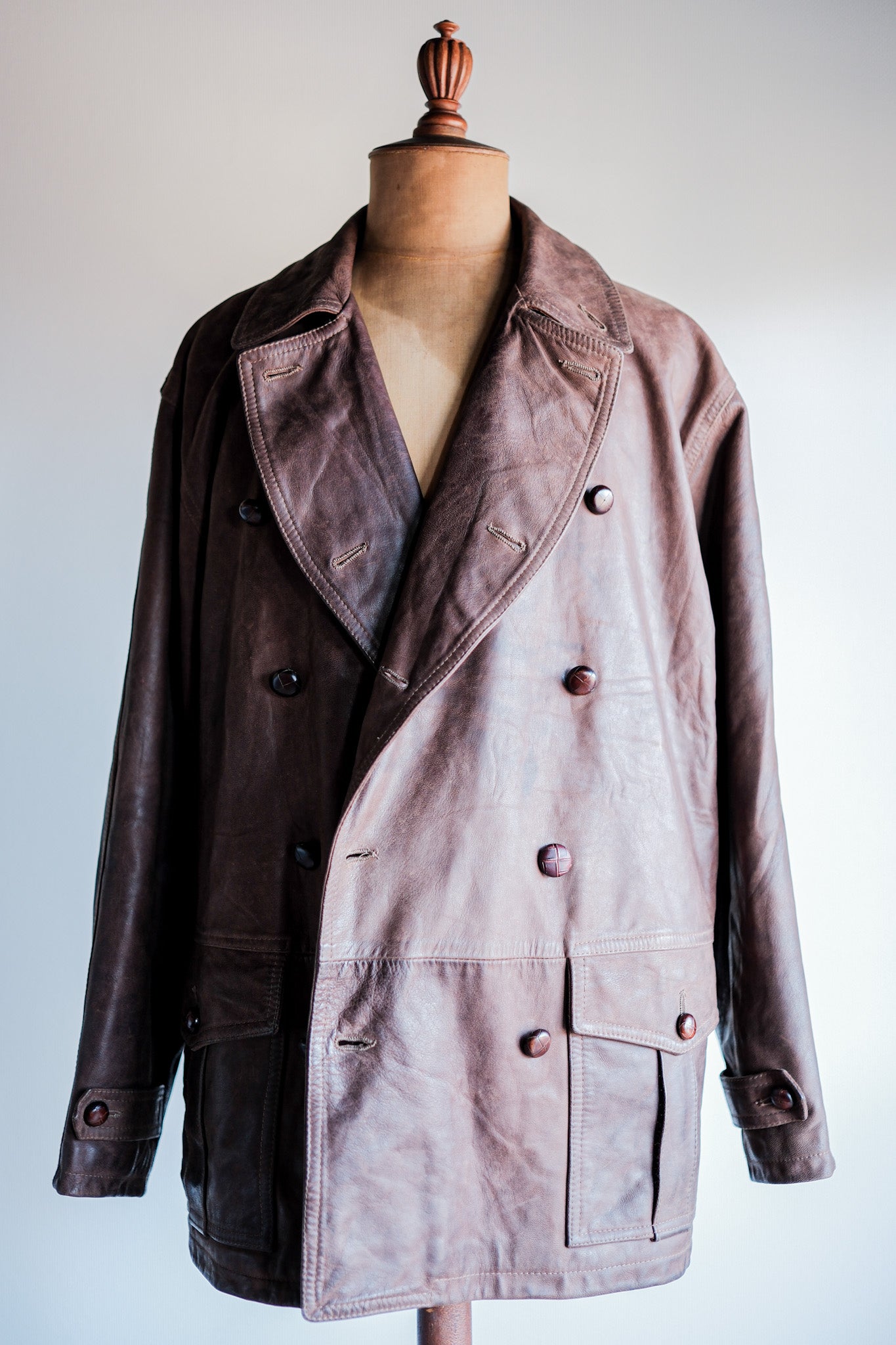 [~ 80 년대] 이탈리아 빈티지 더블 가슴 가죽 재킷 크기 .52