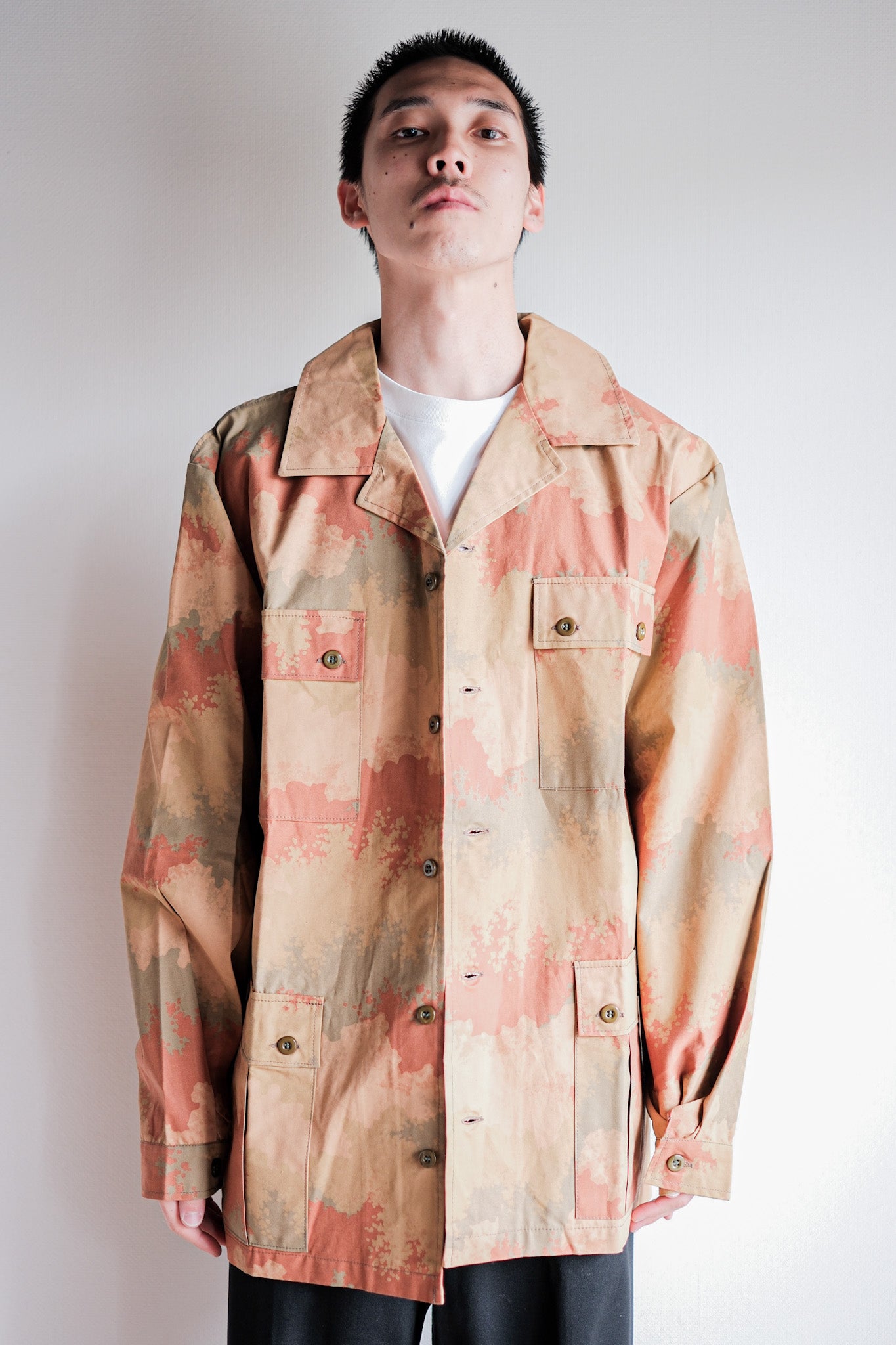 [~ 90 년대] 체코 슬로바키아 군대 사막 패턴 위장 필드 재킷 크기.
