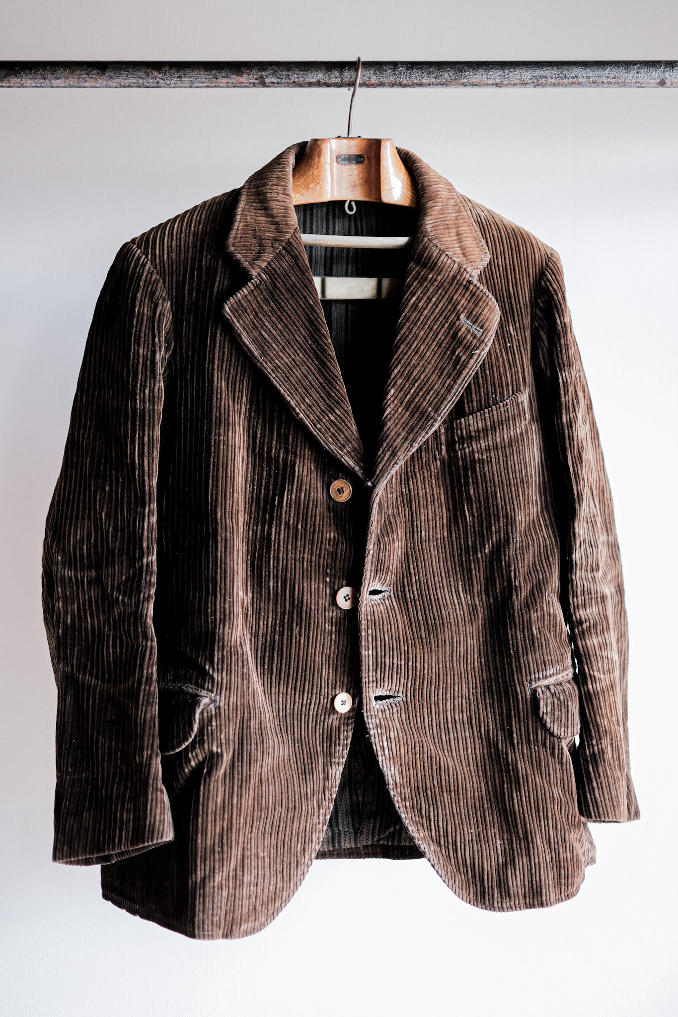 [~ 30 '] 프랑스 빈티지 브라운 코듀로이 옷깃 재킷