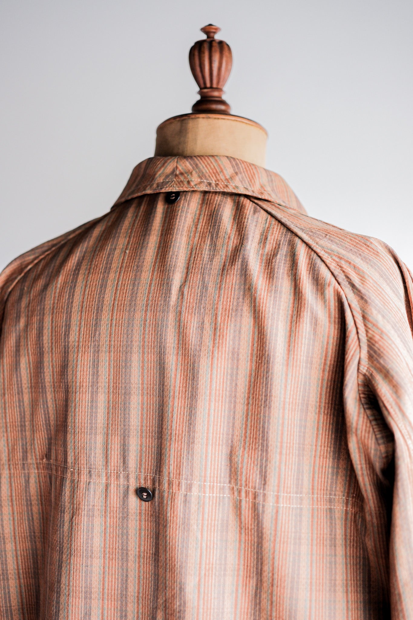 ［~50's］French Vintage Brown Cotton Striped Raglan Sleeve Hunting Jacket With Chin Strap "Unusual Pattern"