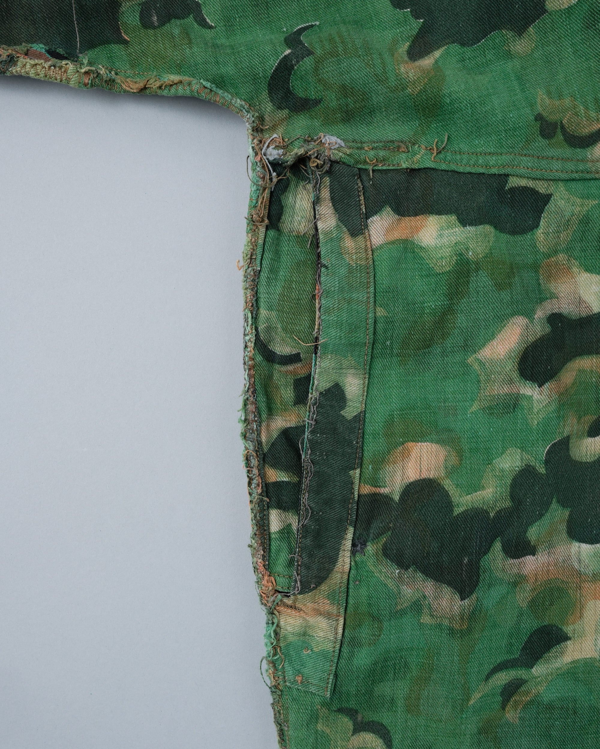 ［~50's］Czechoslovakian Army Dubaky Camouflage Reversible Smock "Modified"