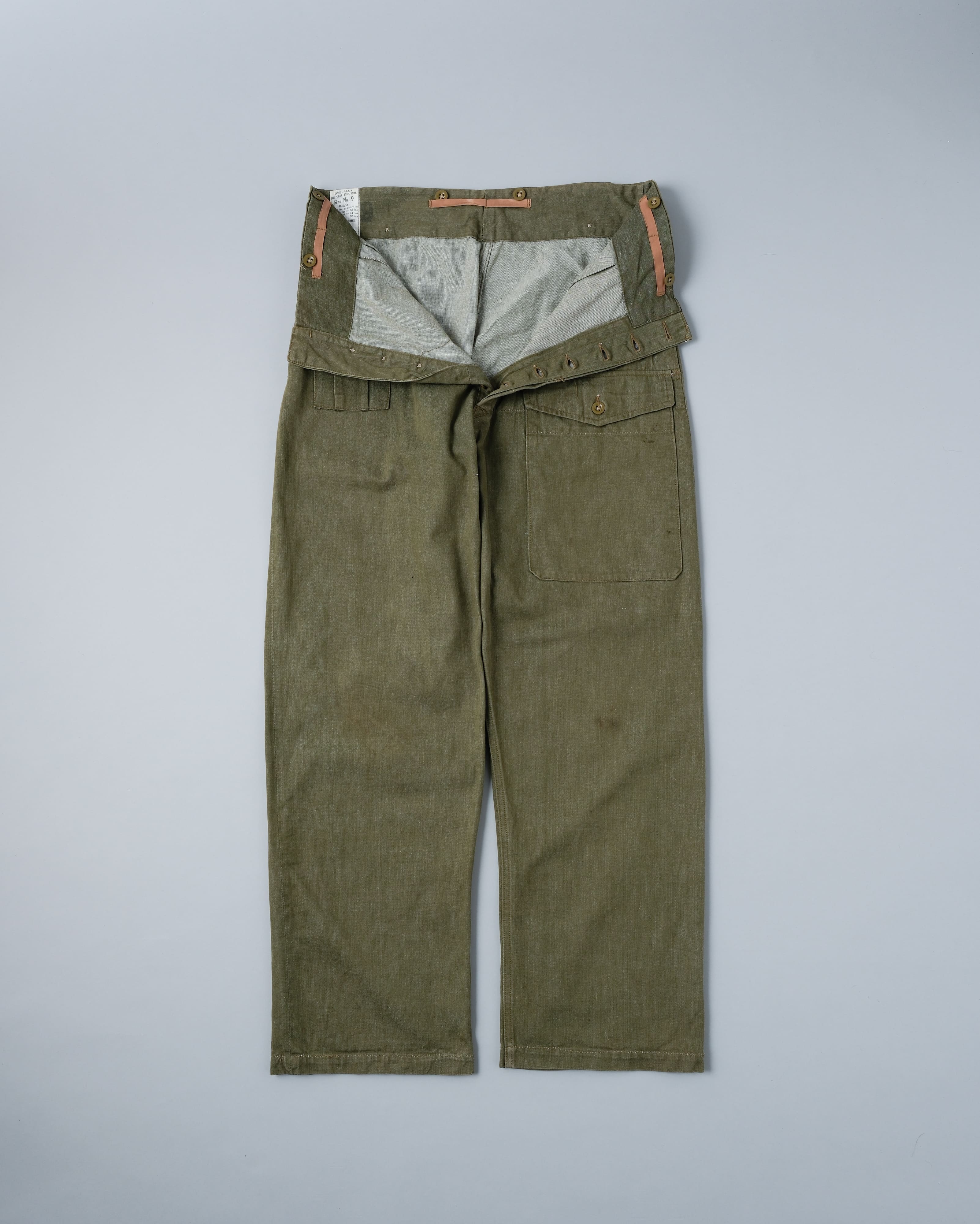 [~ 50's] Taille de pantalons en denim vert de la salopette de l'armée britannique.