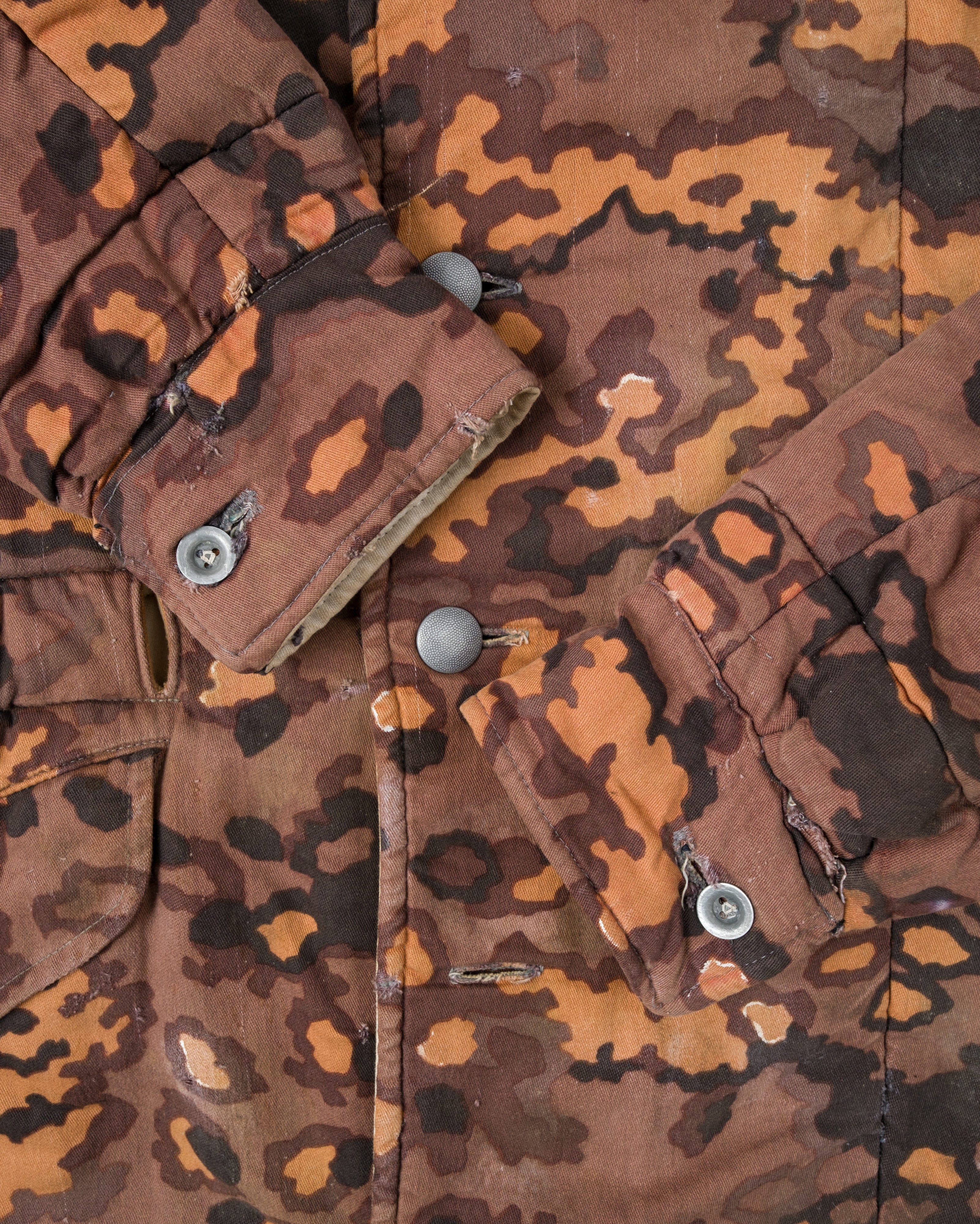 【~90's】German Waffen-SS Type Autumn Oak Leaf Camouflage Reversible Winter Jacket "Prisoner of War" "Reproduction"