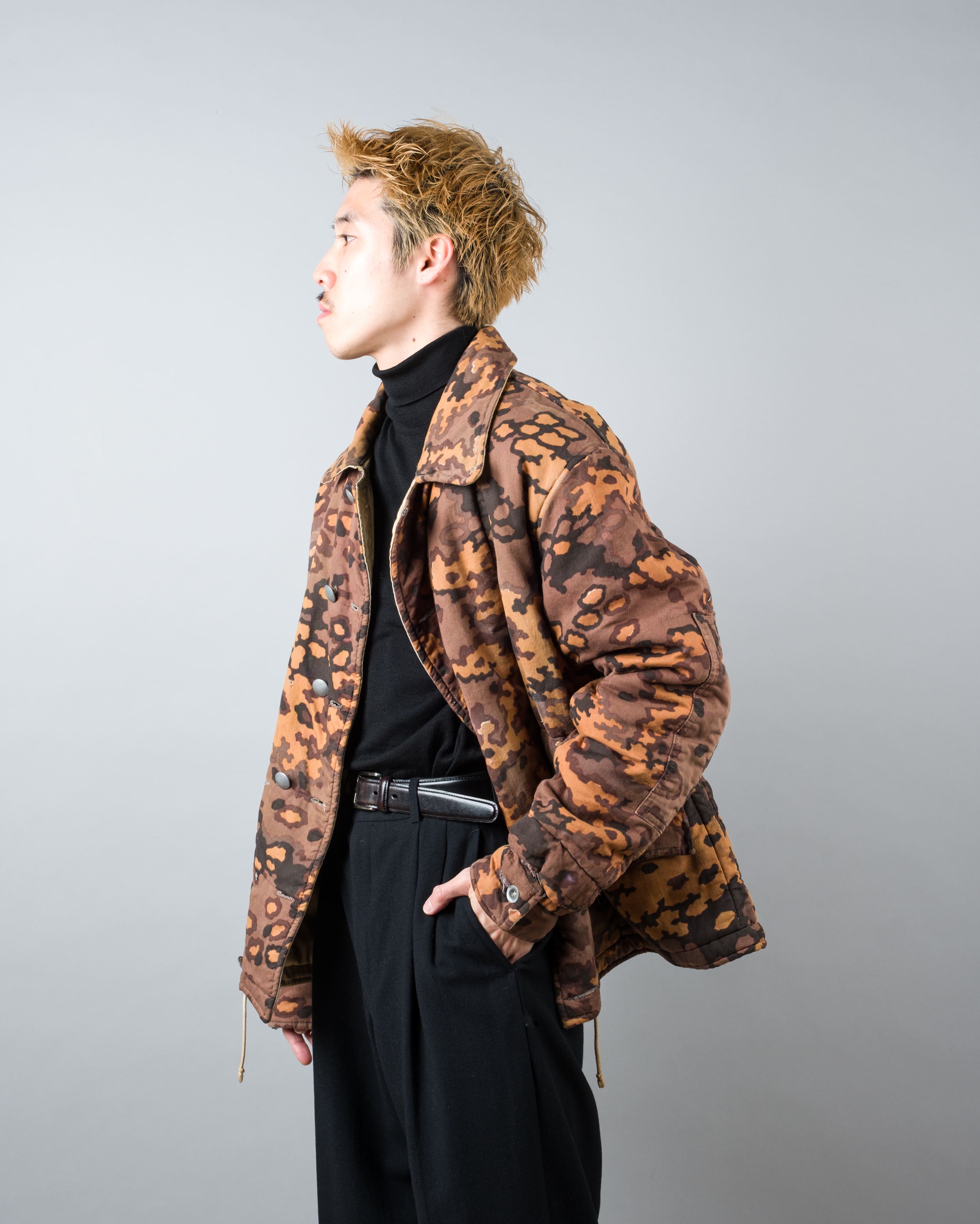 [~90's] German Waffen-SS Type Autumn Oak Leaf Camouflage Reversible Winter Jacket "Prisoner of War" "Reproduction"