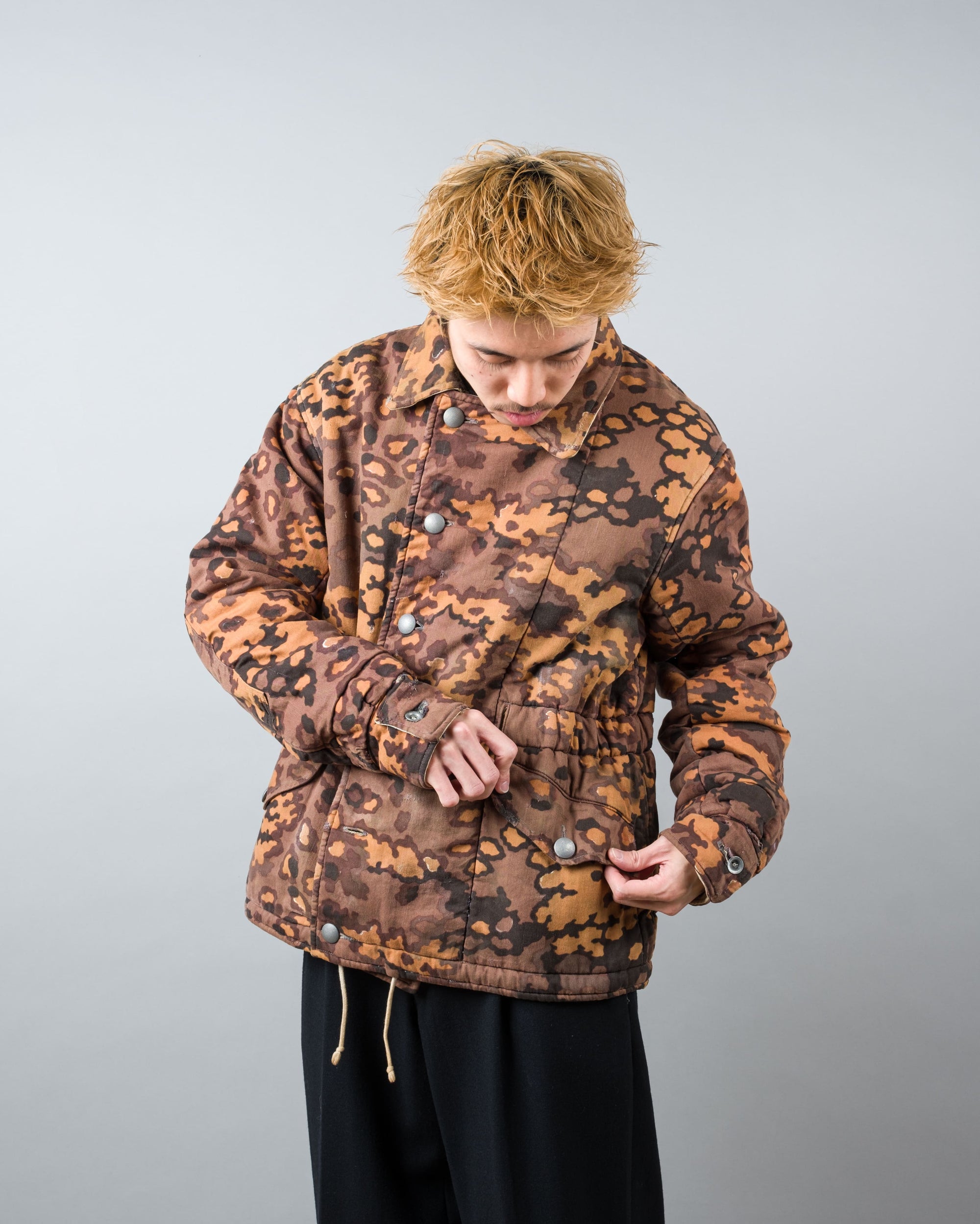 ［~90's］German Waffen-SS Type Autumn Oak Leaf Camouflage Reversible Winter Jacket "Prisoner of War" "Reproduction"