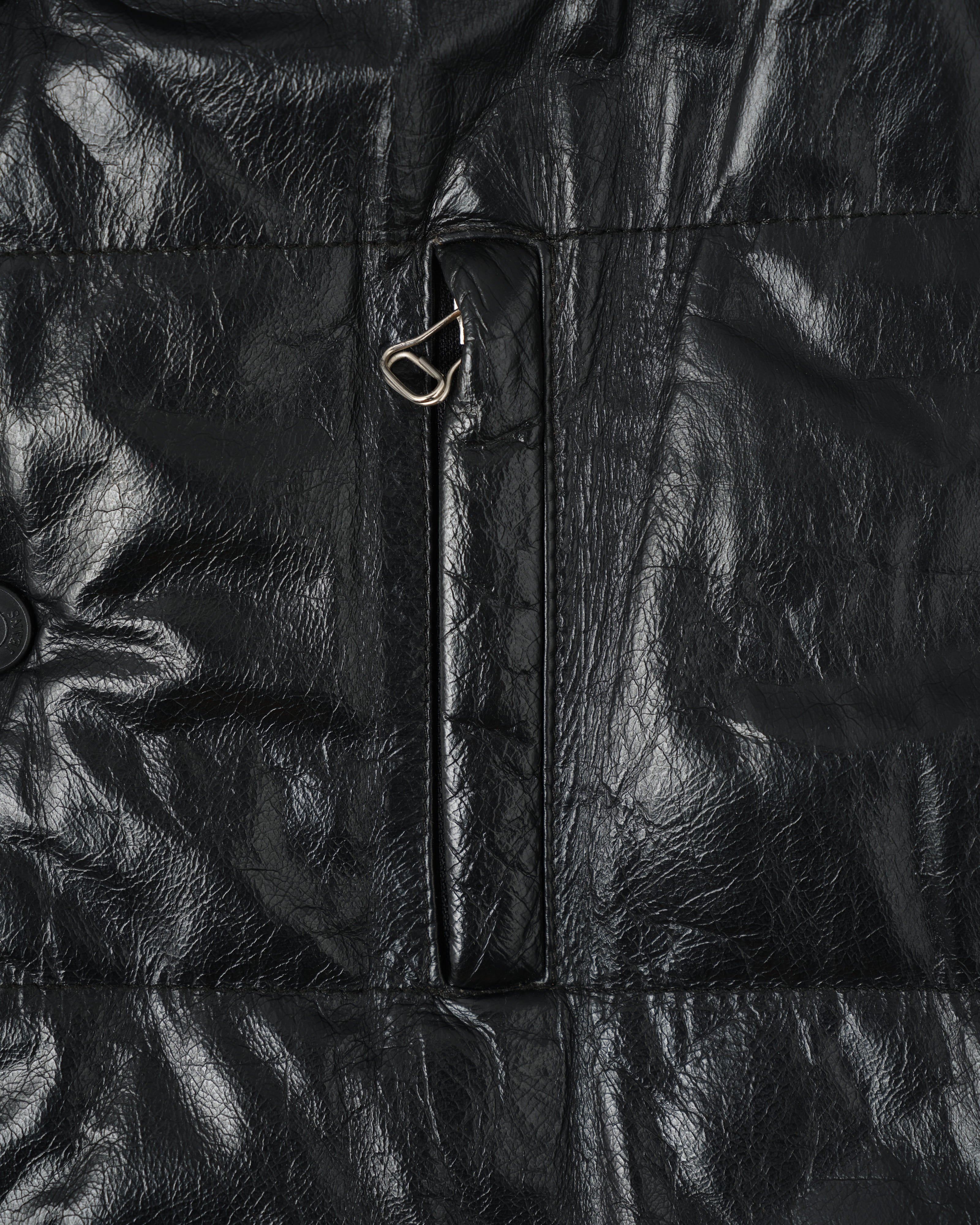 90's］Old ARMANI JEANS Black Leather Puffer Jacket Size.52 | VIEUX