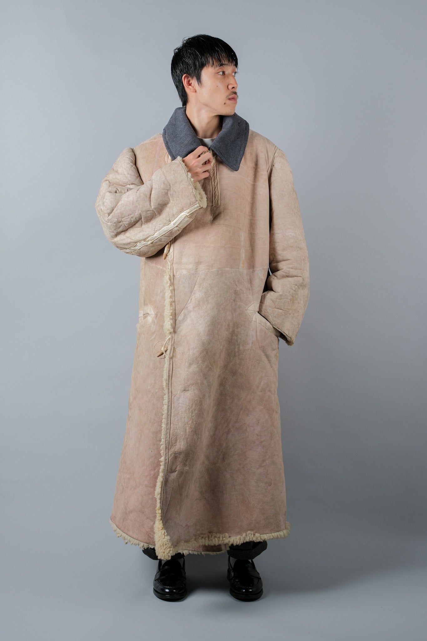 【~40's】WWⅡ German Army Sheepskin Fur Lined Winter Greatcoat "Wehrmacht"