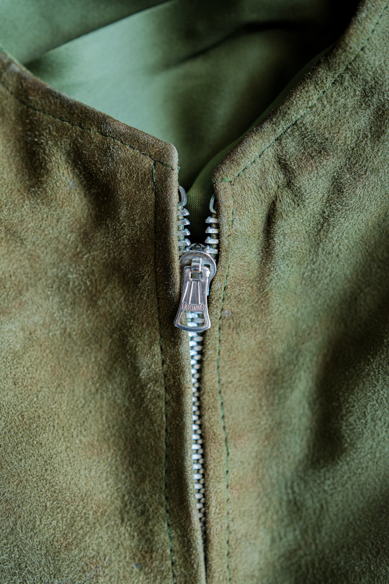 ［~60's］British Vintage Suede Leather Side Zip Pullover V-necked Vest