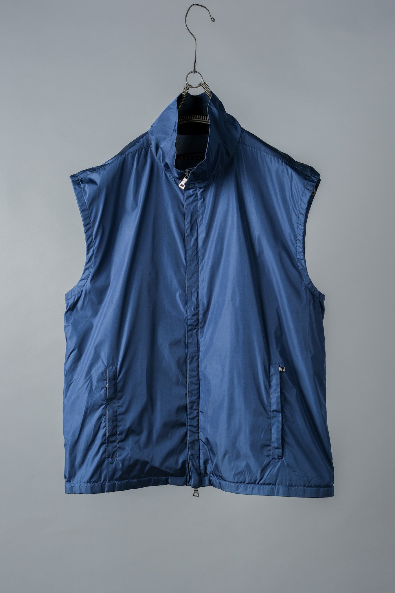 [~ 90's] Old Prada Linea Rossa NYLON Zip Up Vest Size.52 "PRADA SPORT"