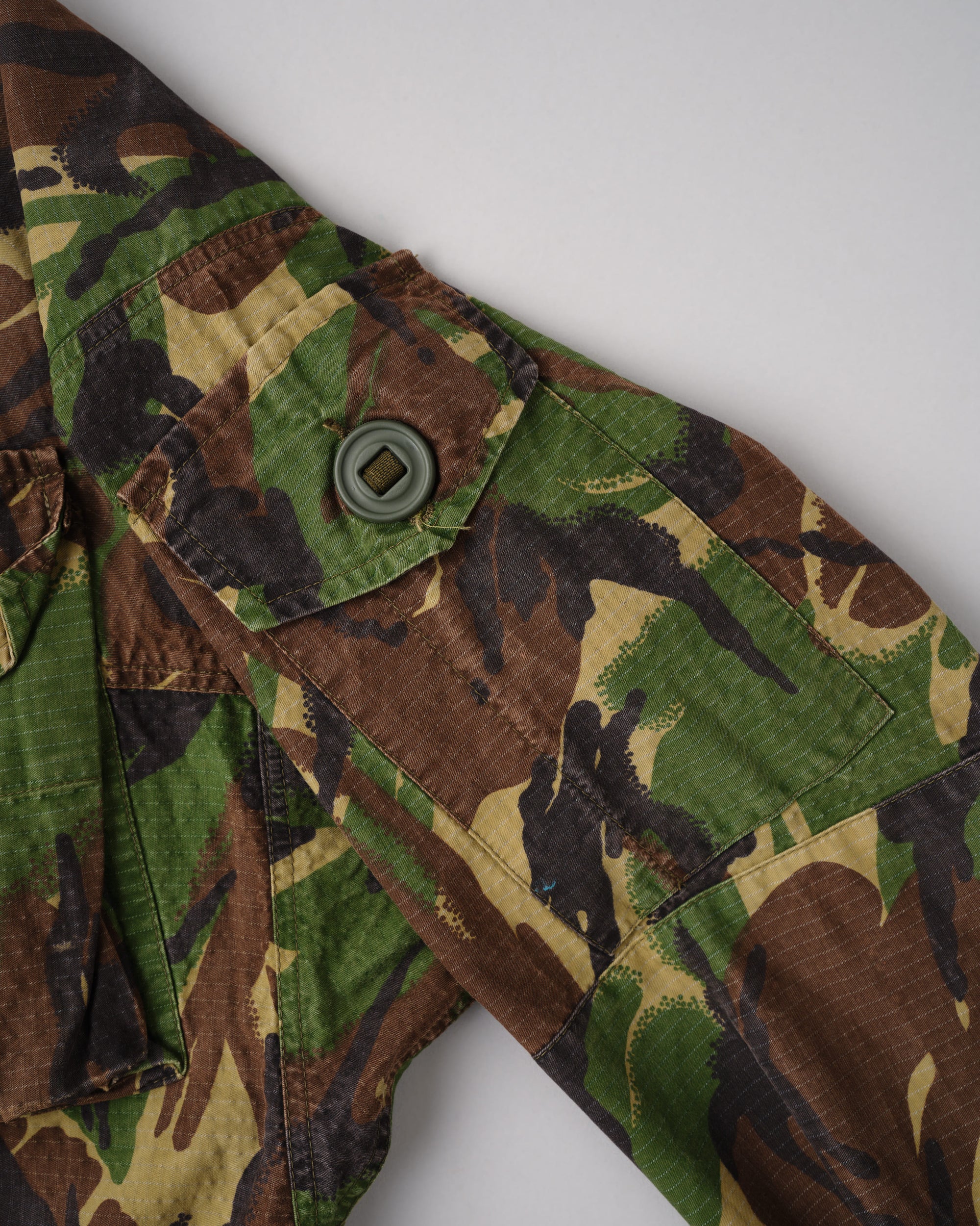 ［~90's］British Vintage DPM Camouflage Ripstop Windproof Smock Made by SASS