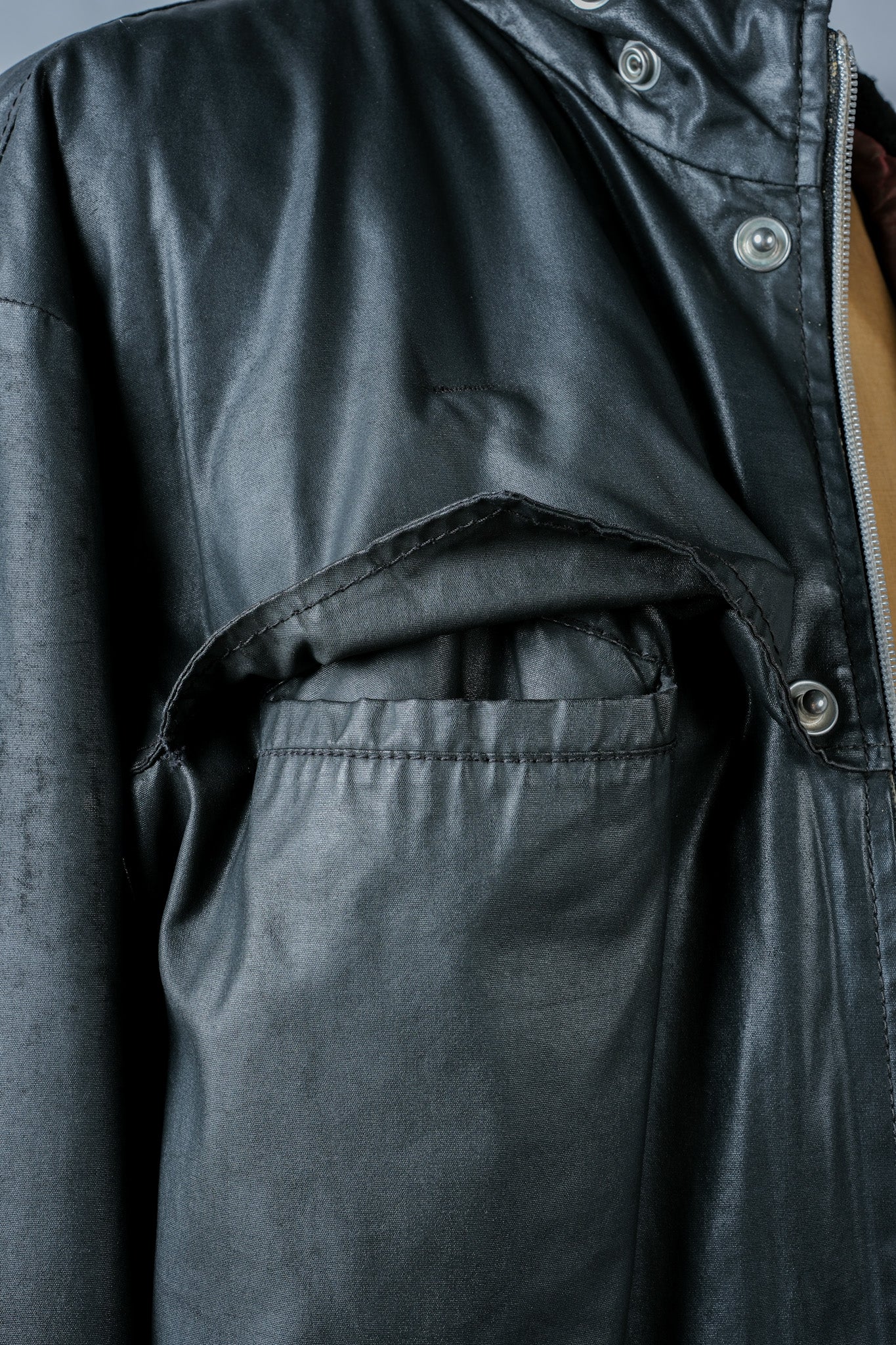 ［~90’s］Old ARMANI JEANS Black Cotton Resina Belted Jacket Size.54