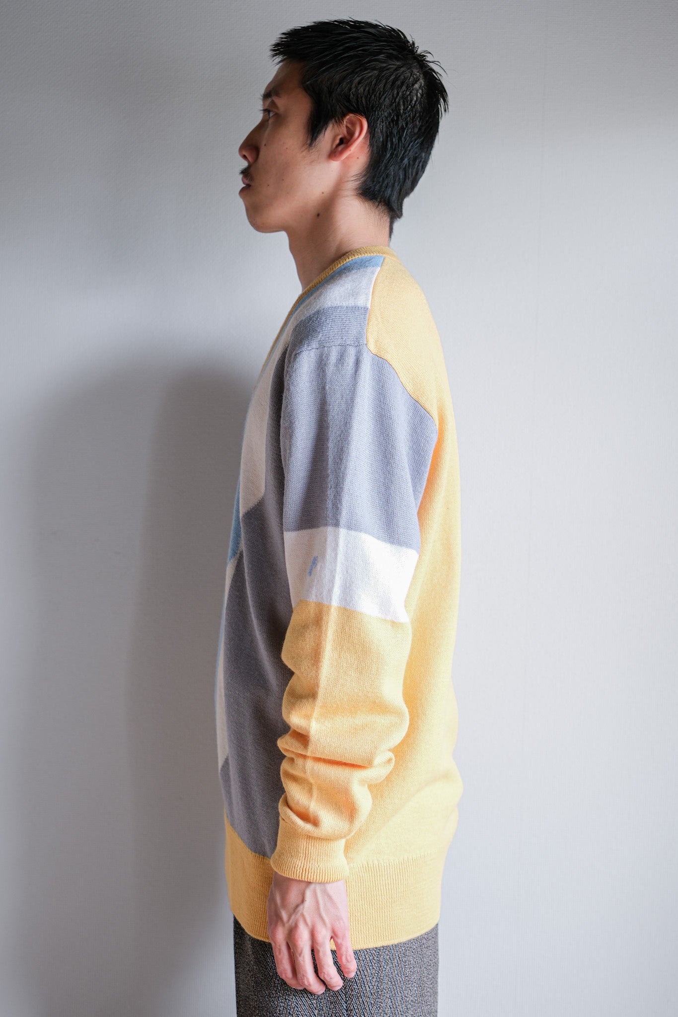 ［~80's］British Vintage Wool Acrylic V-necked Sweater Size.XXL "JAEGER SPORTSMAN"