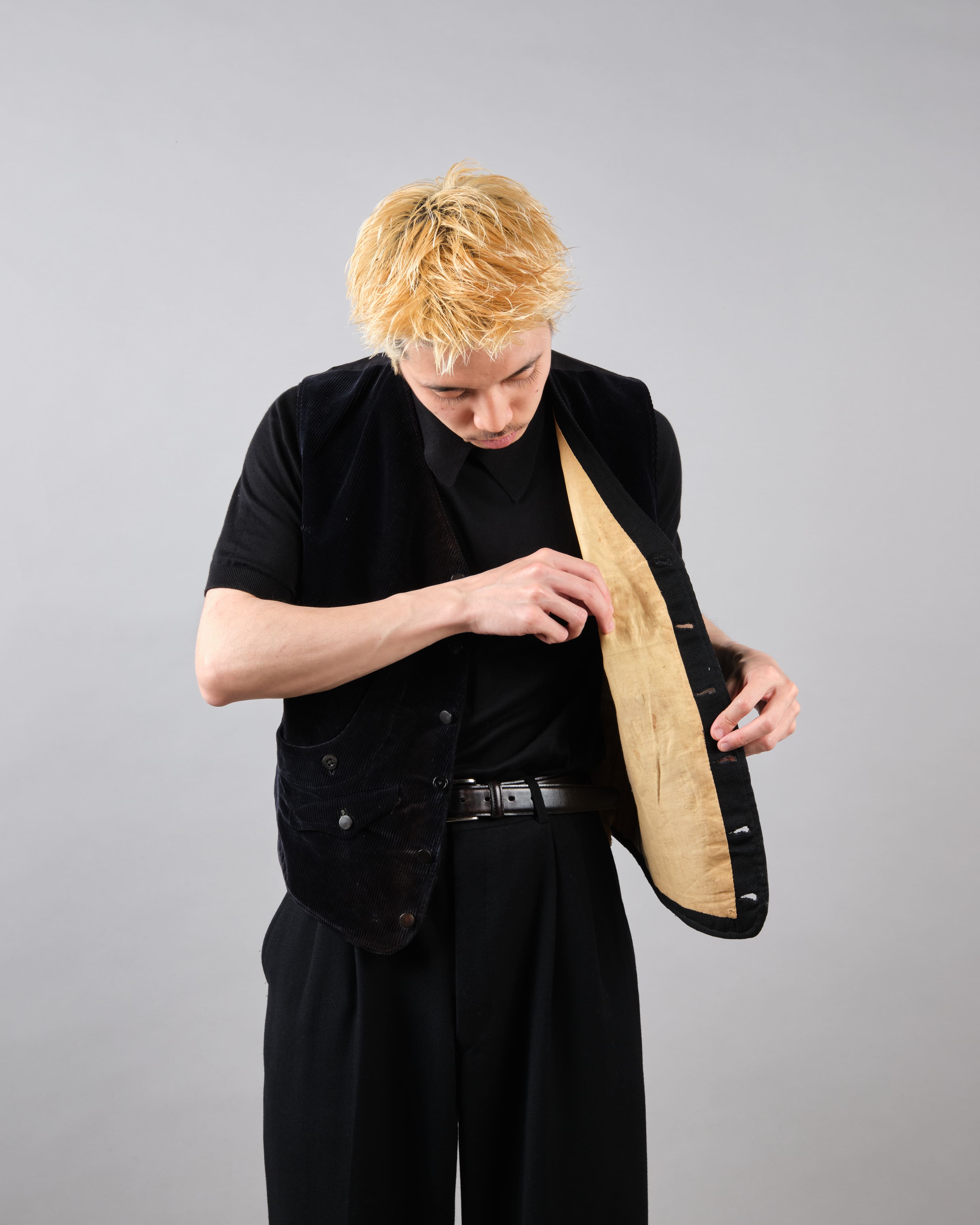 【~20's】French Vintage Black Corduroy Work Gilet "Unusual Type"