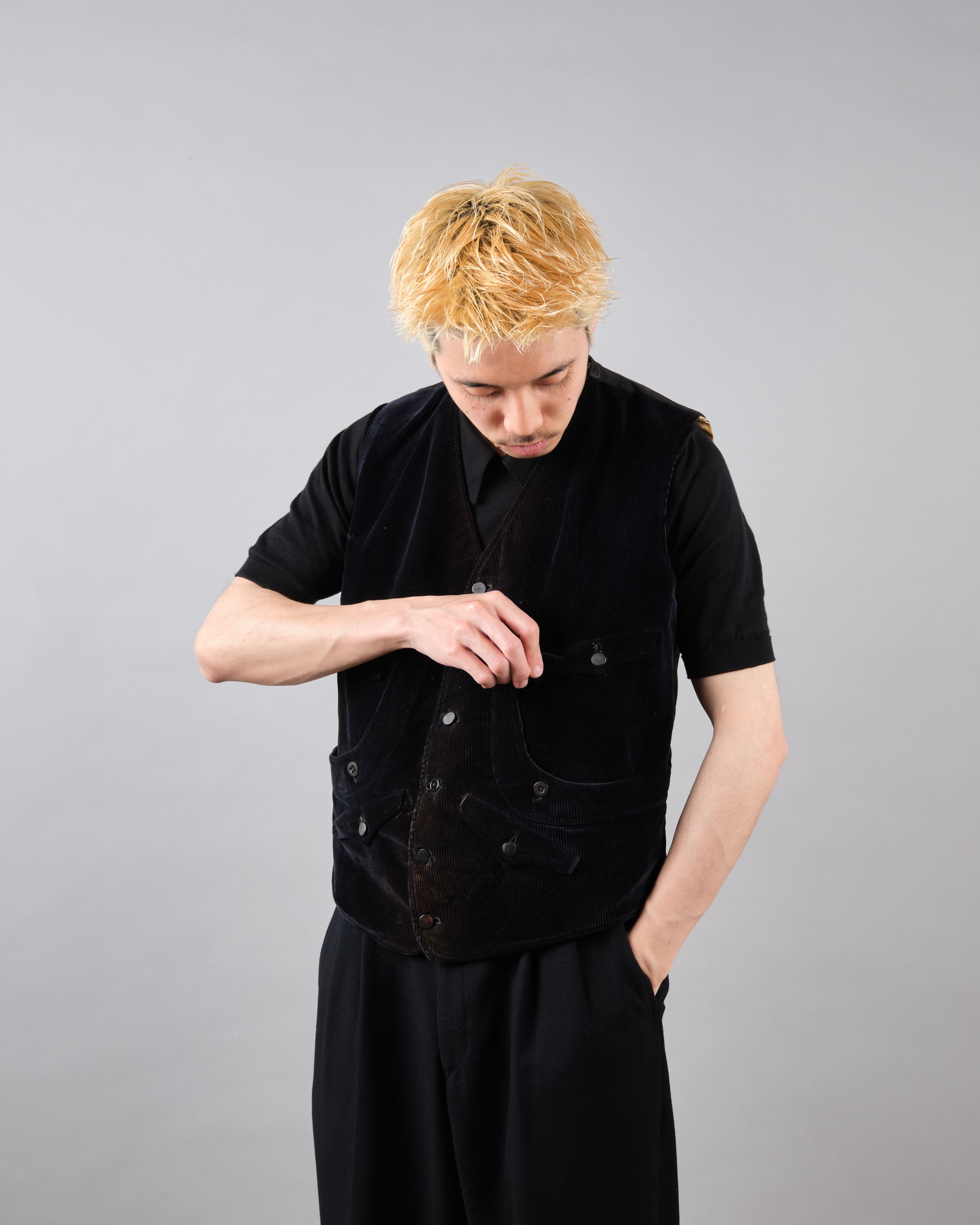 【~20's】French Vintage Black Corduroy Work Gilet "Unusual Type"