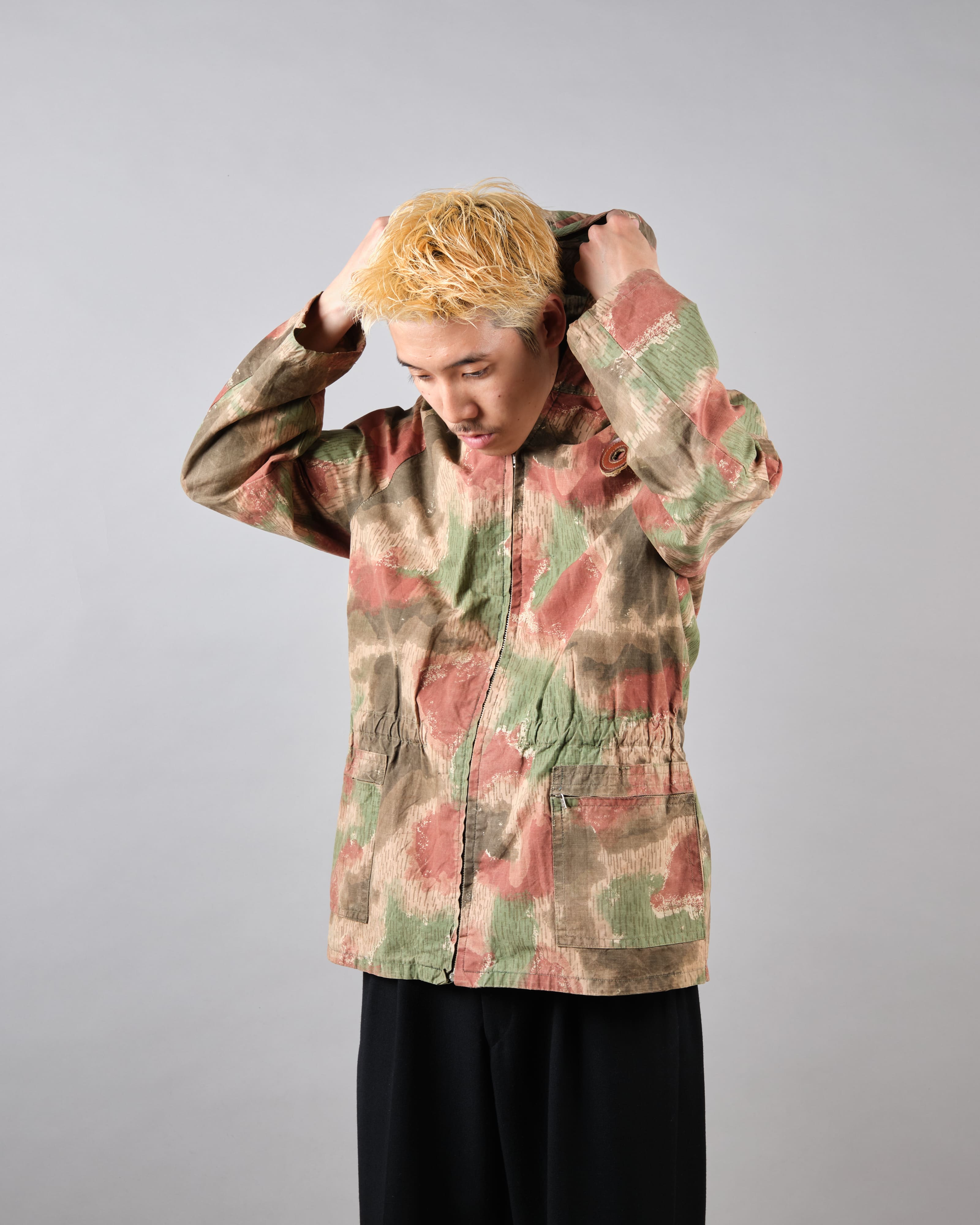 [~ 60 년대] 체코 슬로바키아 육군 sumpfmuster 패턴 위장 raglan sleeve zip 후드 재킷 "Local -Made"