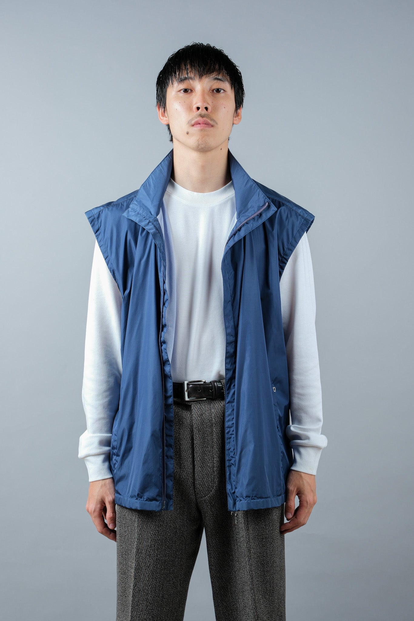 ［~90's］Old PRADA LINEA ROSSA Nylon Zip Up Vest Size.52 "PRADA SPORT"