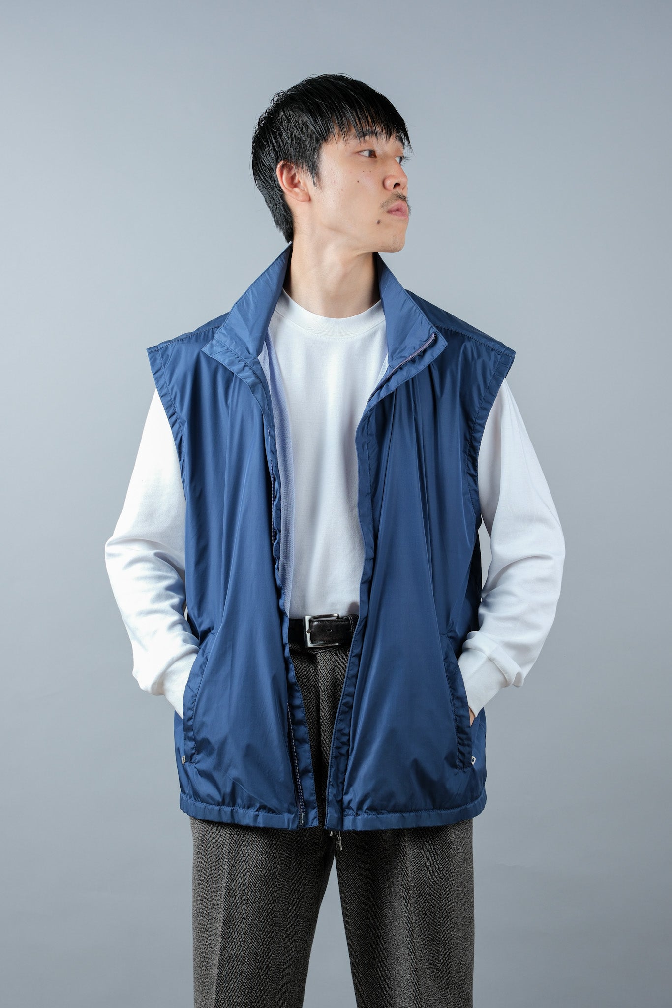 ［~90's］Old PRADA LINEA ROSSA Nylon Zip Up Vest Size.52 "PRADA SPORT"