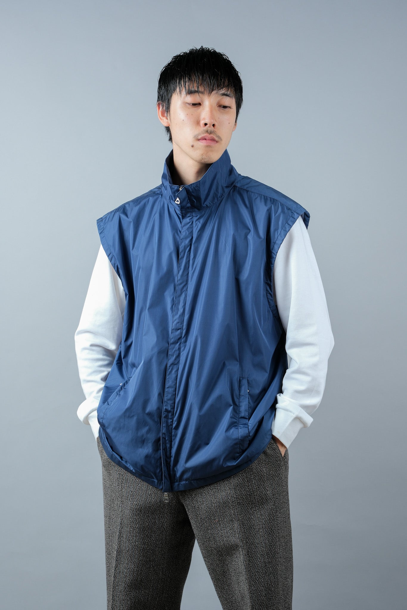 ［~90's］Old PRADA LINEA ROSSA Nylon Zip Up Vest Size.52 "PRADA SPORT"