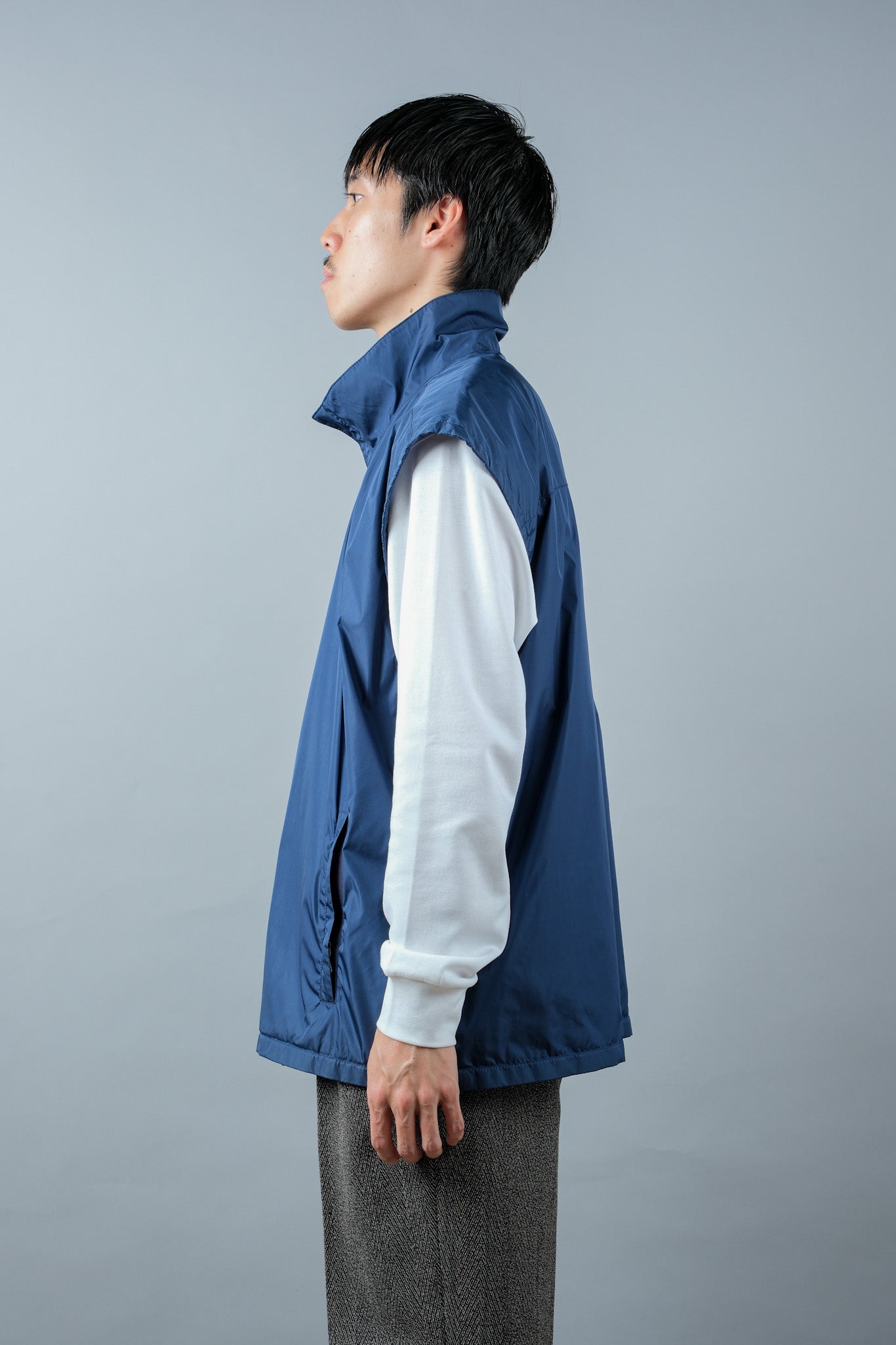 ［~90's］Old PRADA LINEA ROSSA Nylon Zip Up Vest Size.52 "PRADA SPORT"