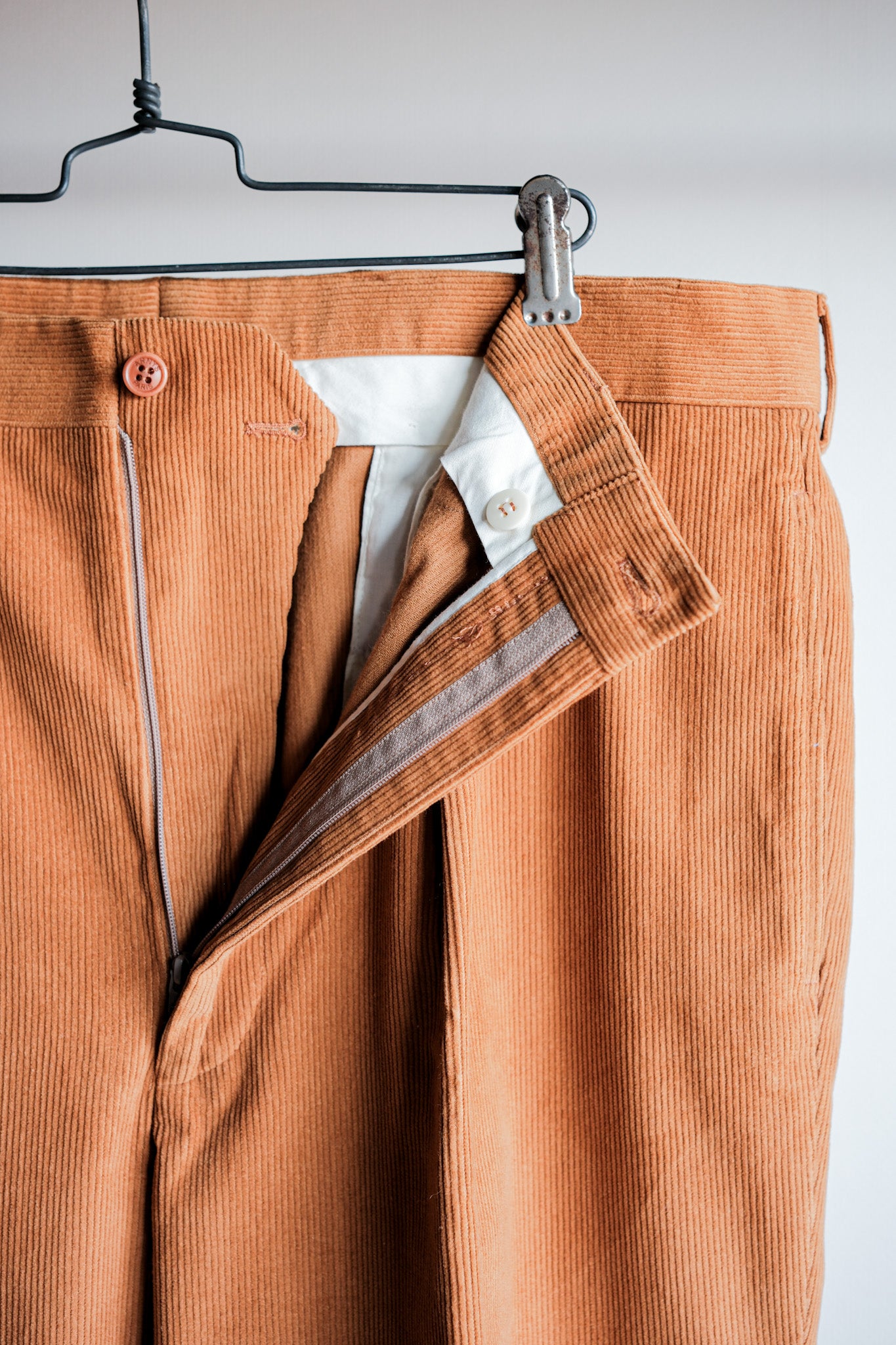 ［~00's］Old ARNYS PARIS In Tuck Turn Up Corduroy Trousers Size.46