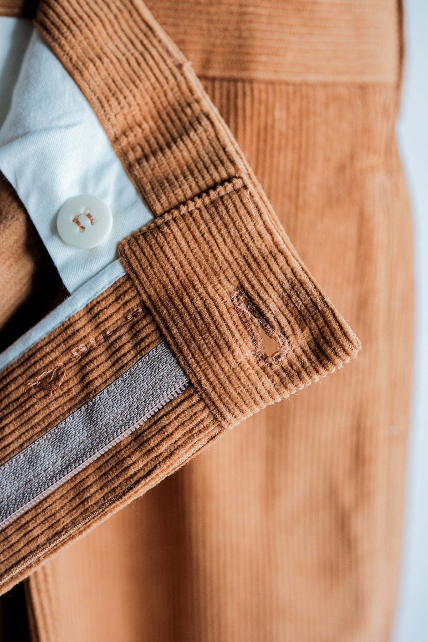 ［~00's］Old ARNYS PARIS In Tuck Turn Up Corduroy Trousers Size.46