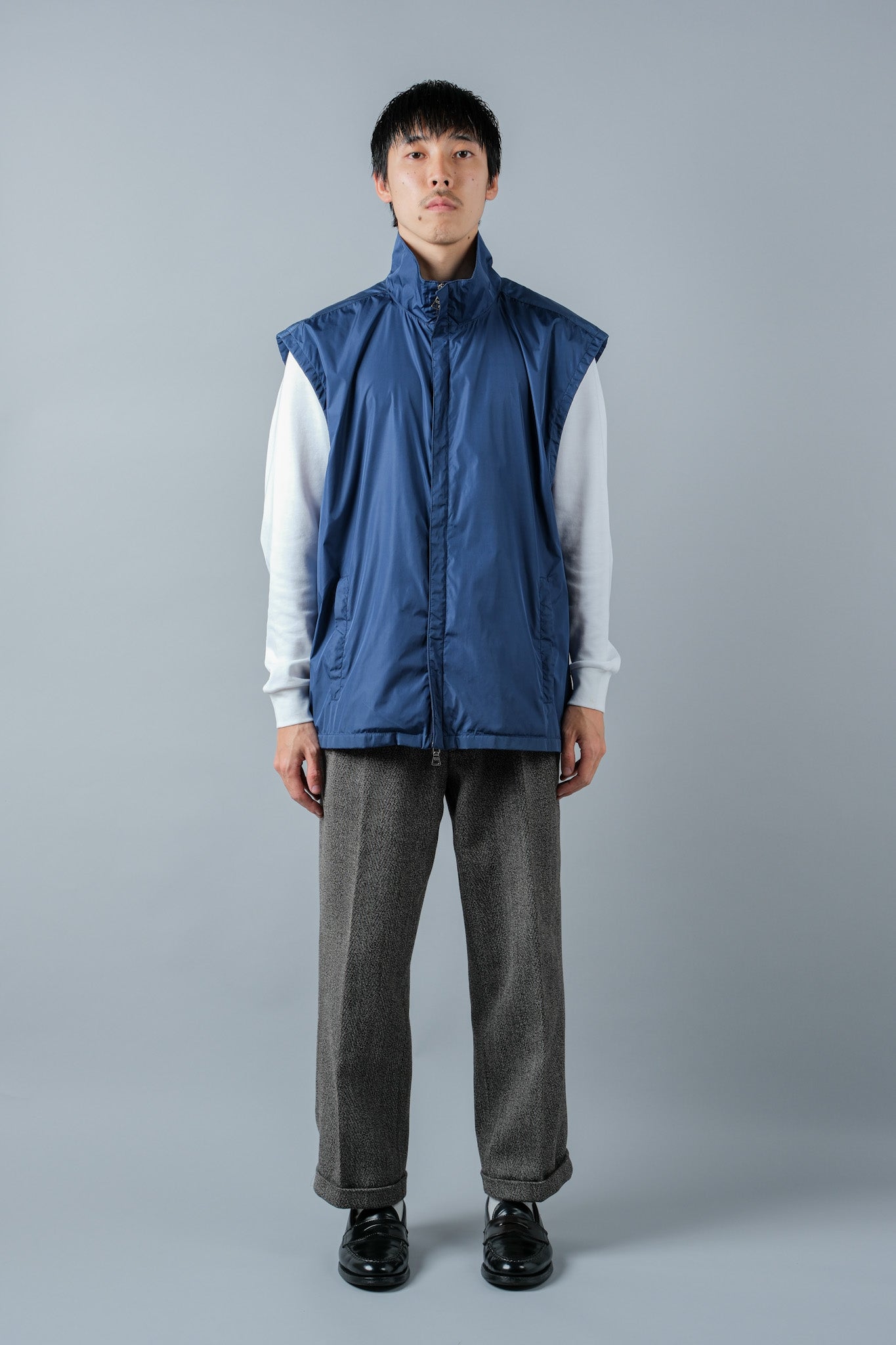 ［~90's］Old PRADA LINEA ROSSA Nylon Zip Up Vest Size.52 "PRADA SPORT"