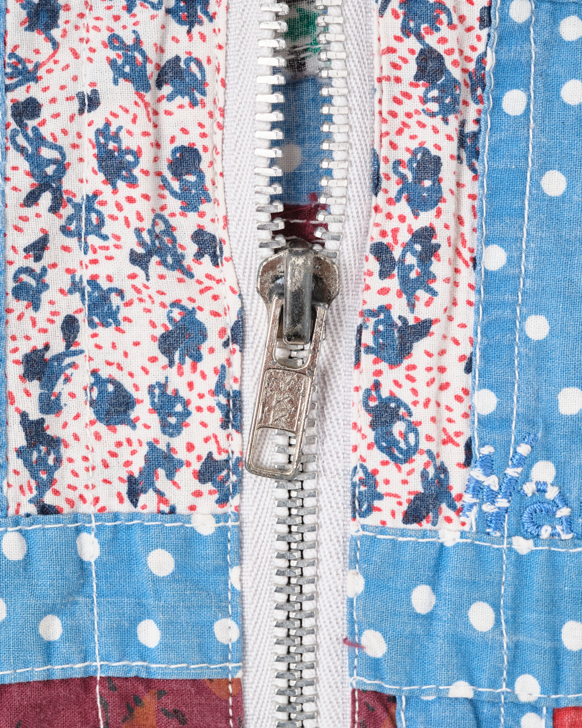 ［~90’s］Old NAF NAF Various Patterned Patchwork Zip Up Hooded Jacket