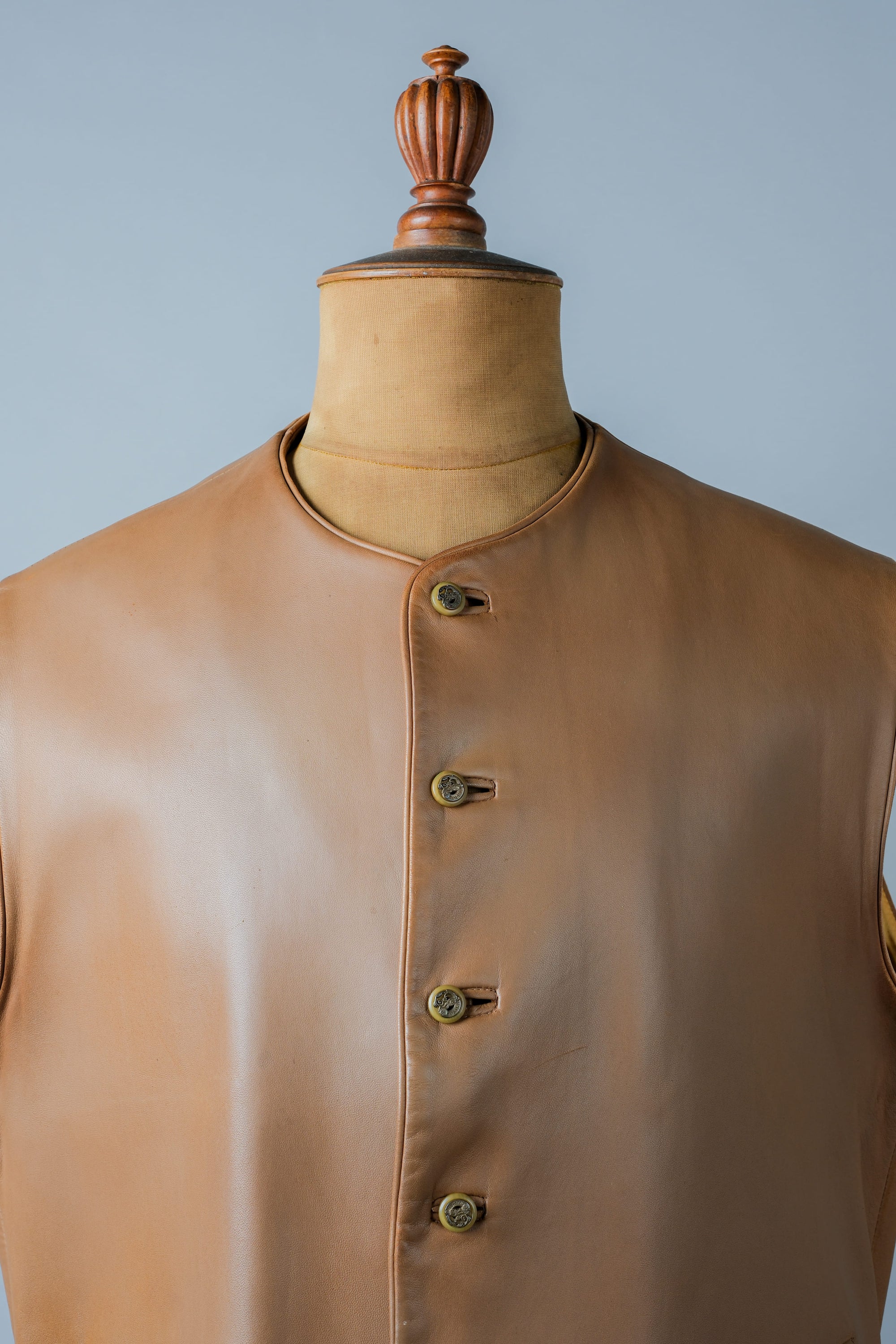 ［~00's］Old ARNYS PARIS Lambskin Leather Gilet Size.54 "Bordé"