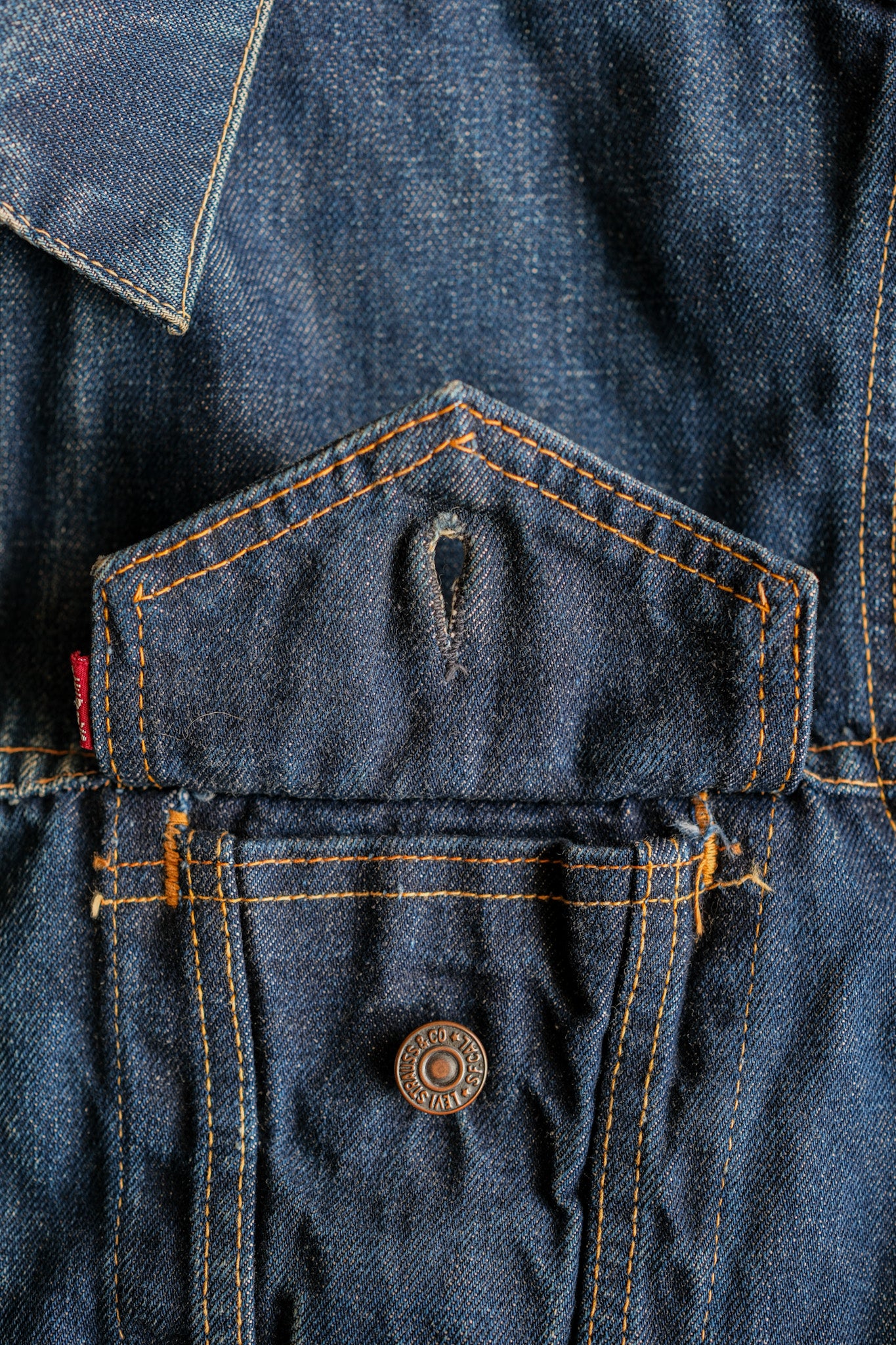 [~60's] Vintage Levi's 557 Denim Jacket "Big E"