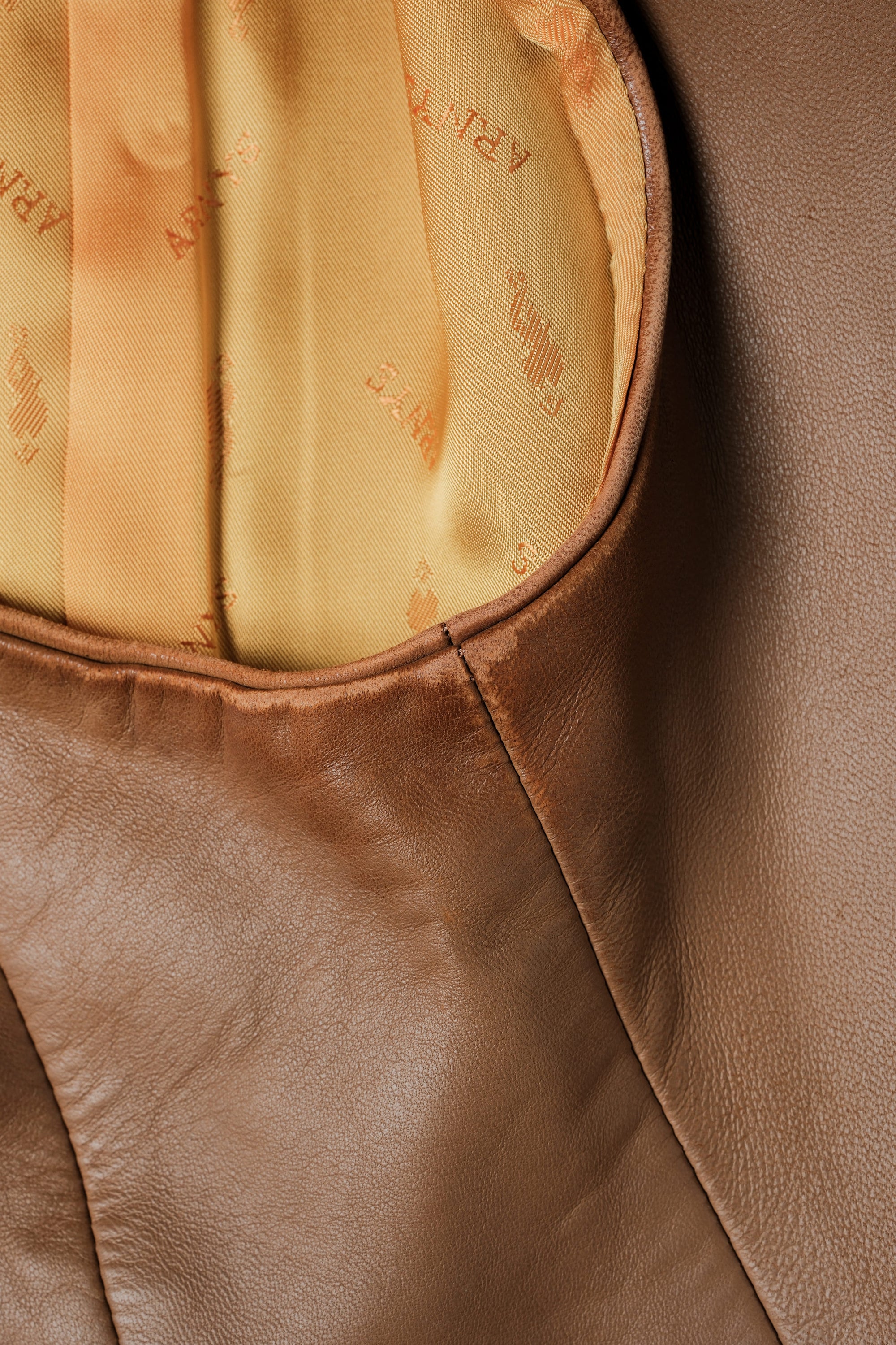 ［~00's］Old ARNYS PARIS Lambskin Leather Gilet Size.54 "Bordé"