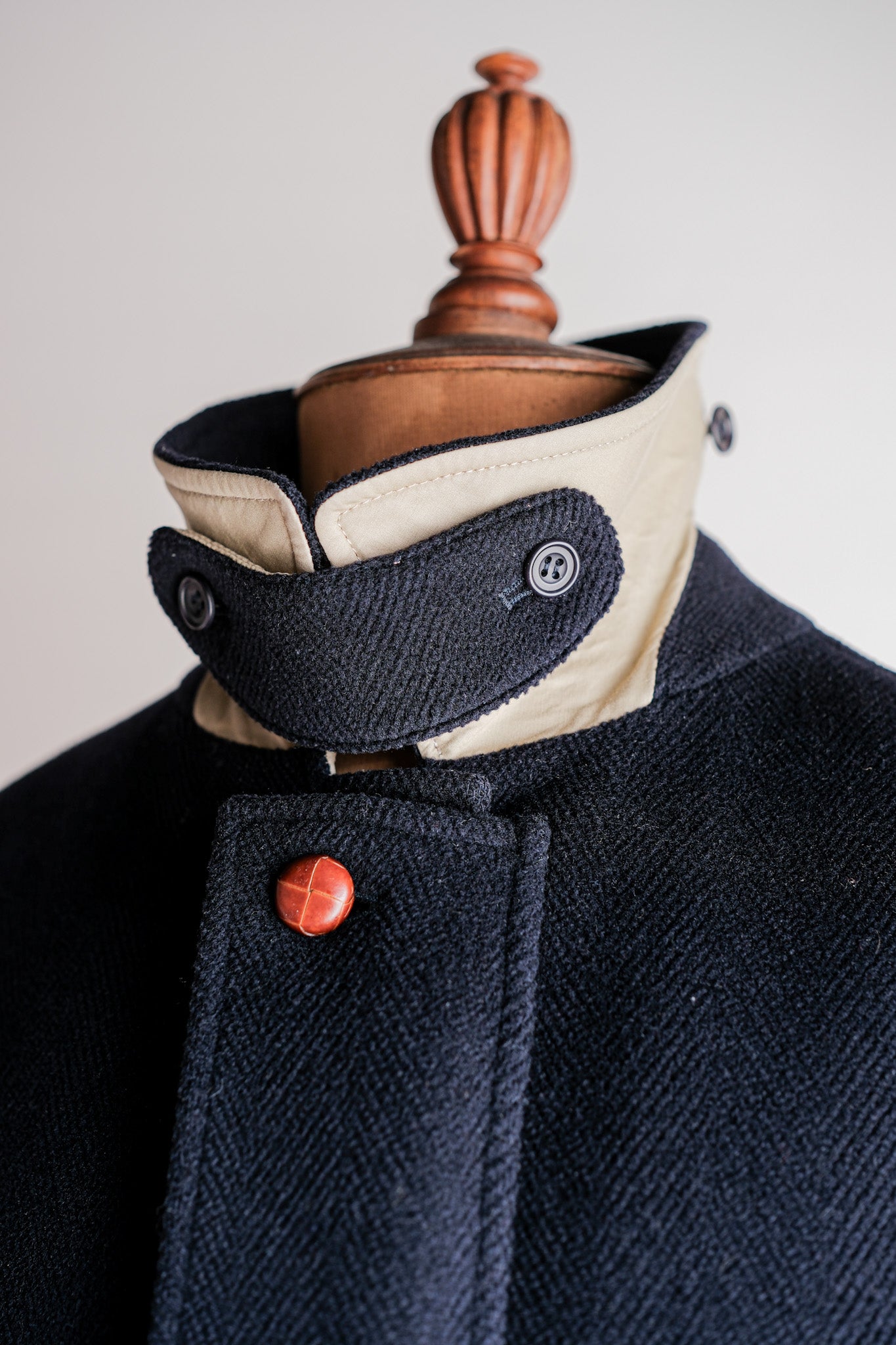 ［~90's］Old INVERTERE HBT Wool Jacket With Chin Strap Size.40 "Moorbrook"
