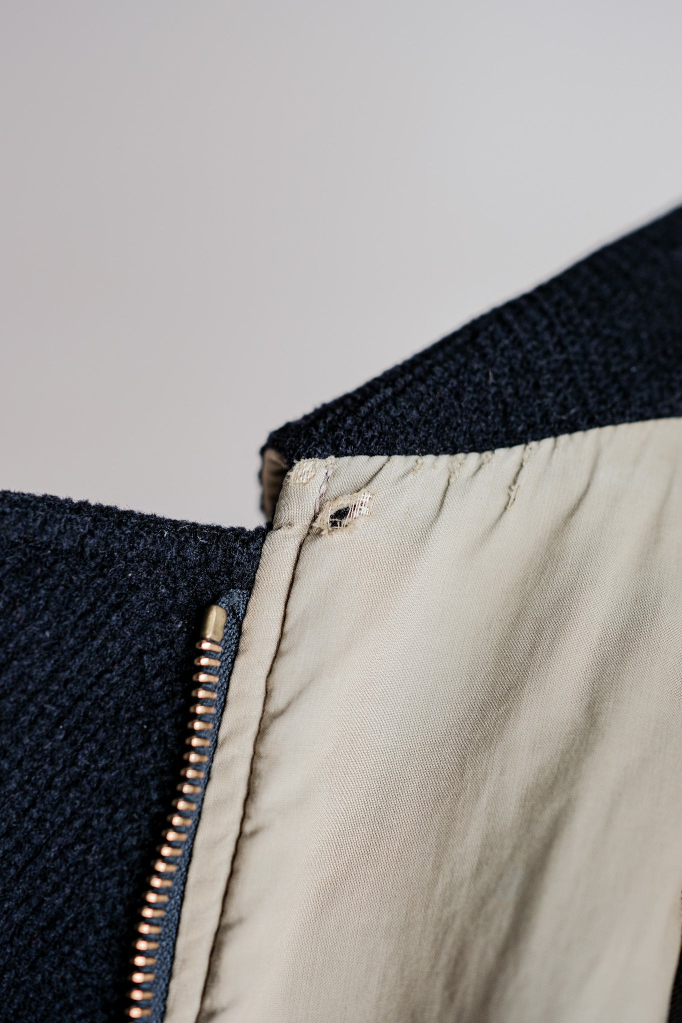 ［~90's］Old INVERTERE HBT Wool Jacket With Chin Strap Size.40 "Moorbrook"