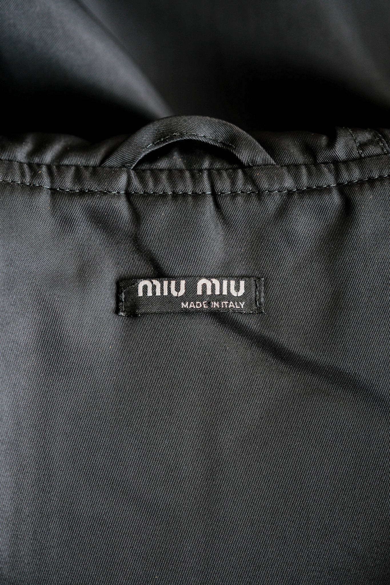 [~ 00 's] Old Miu Miu 군사 스타일 나일론 코트 크기.
