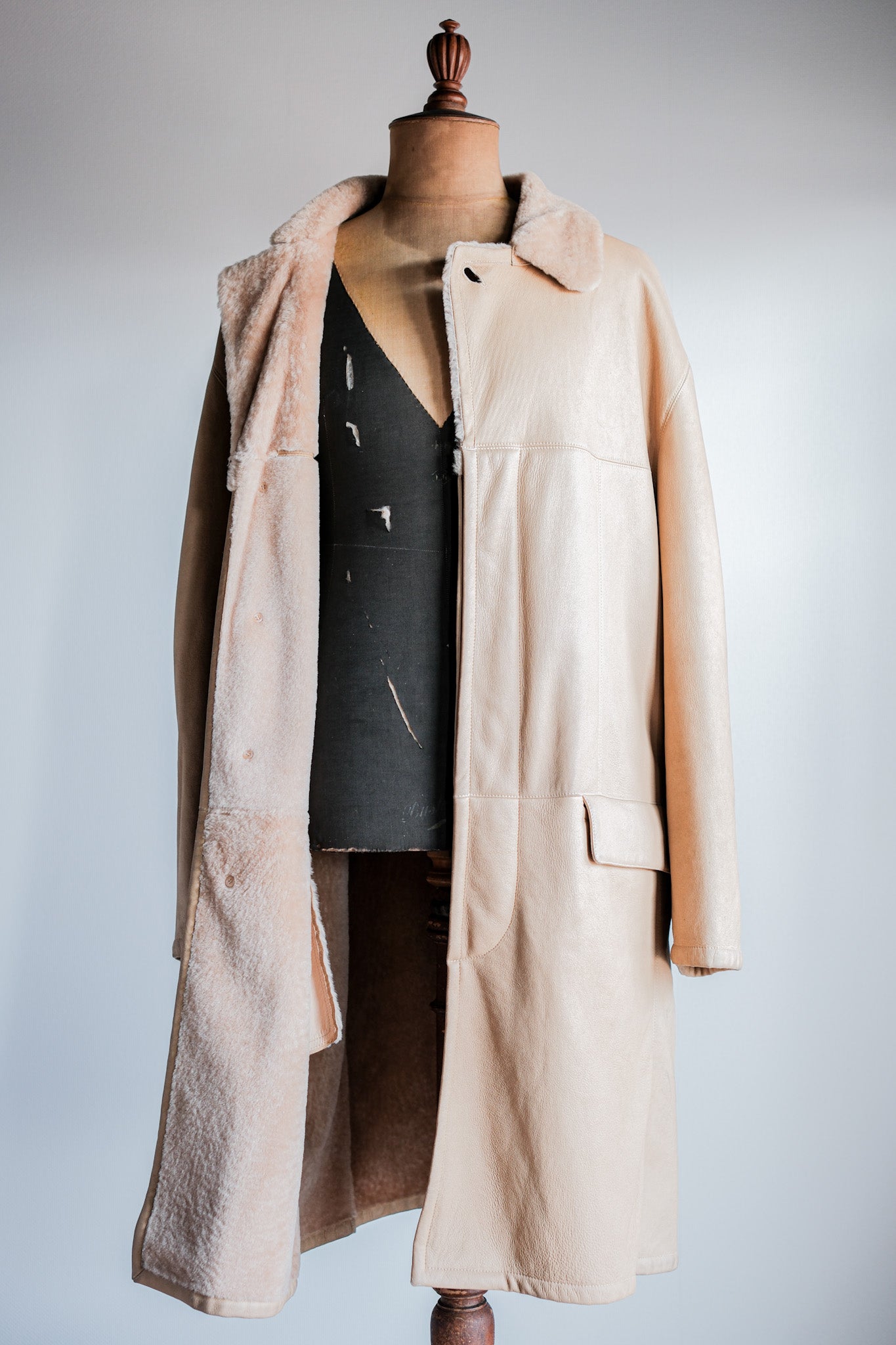 ［~90's］Old SERAPHIN Raglan Sleeve Mouton Leather Coat Size.52