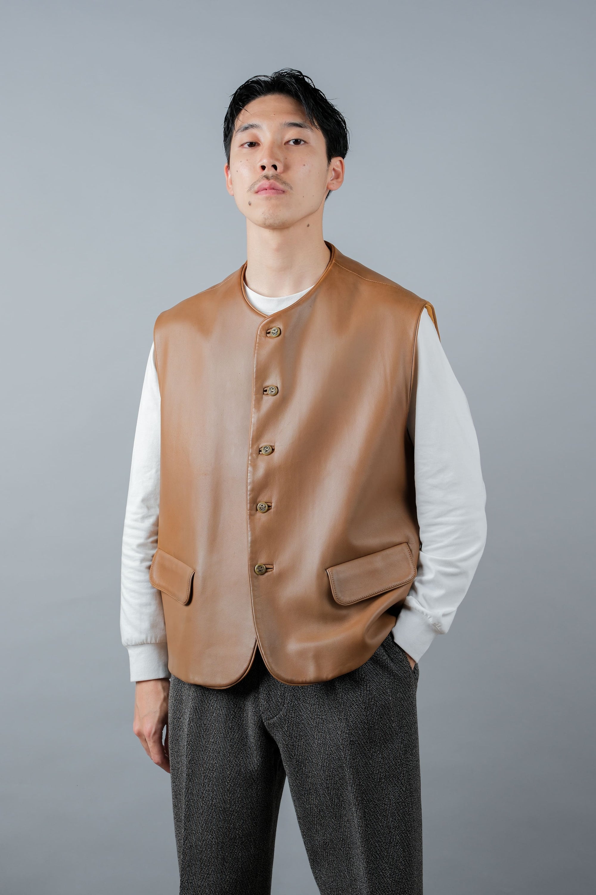 ［~00's］Old ARNYS PARIS Lambskin Leather Gilet Size.54 "Bordé"