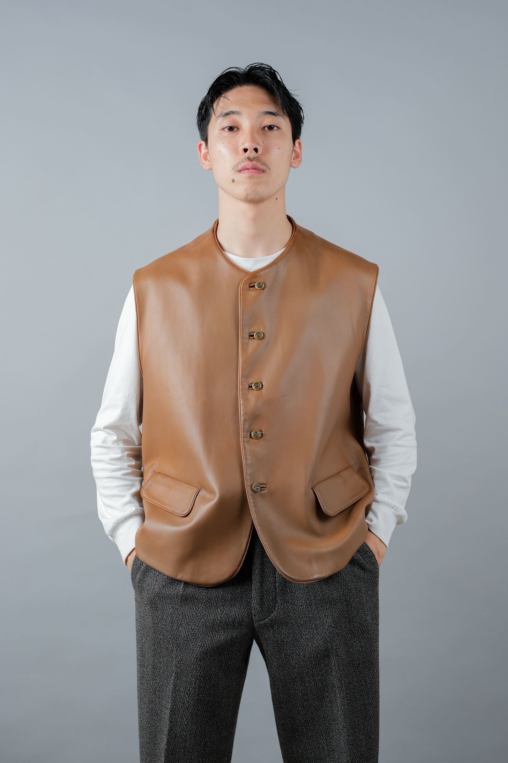 ［~00's］Old ARNYS PARIS Lambskin Leather Gilet Size.54 "Bordé"