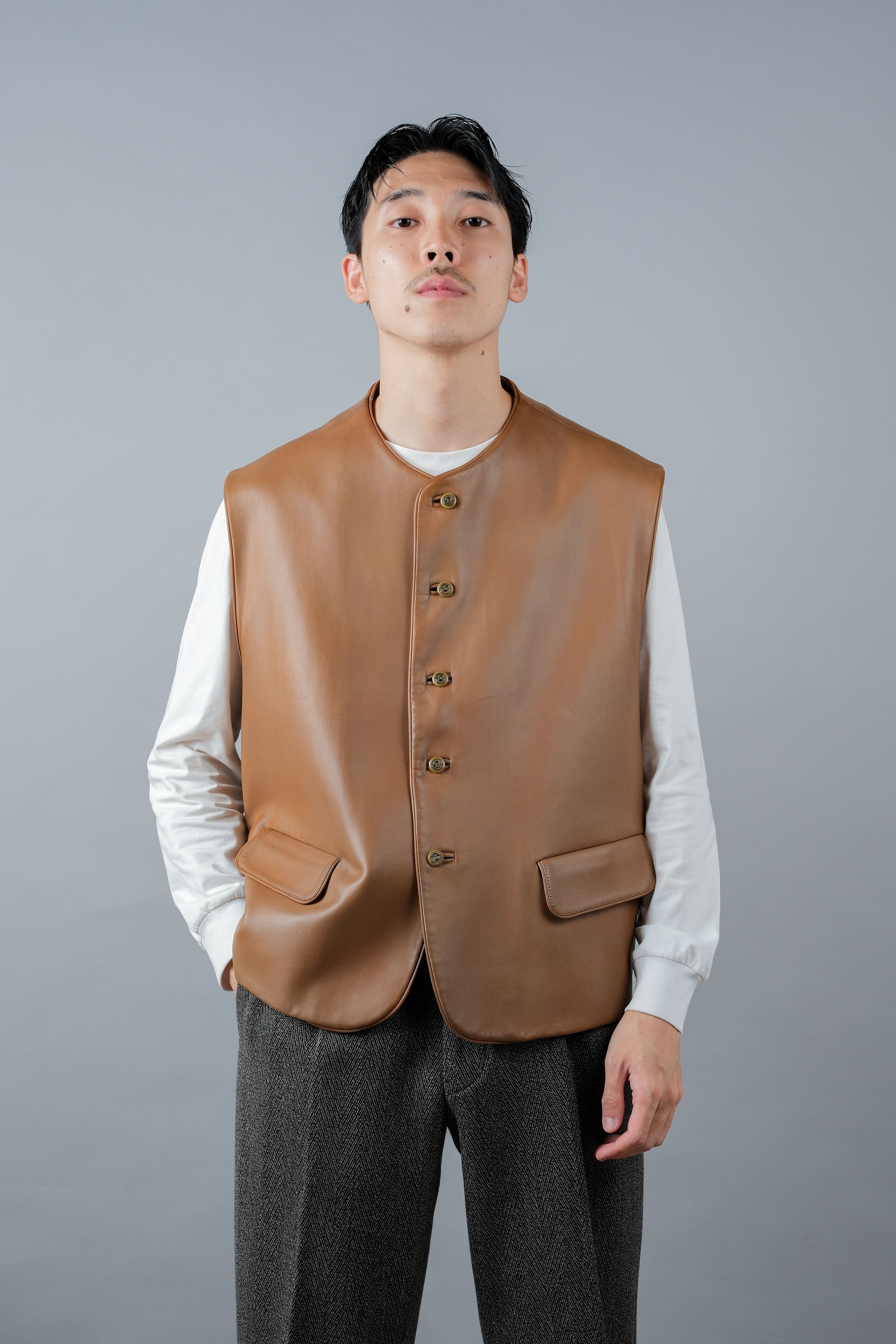 ［~00's］Old ARNYS PARIS Lambskin Leather Gilet Size.54 "Bordé"