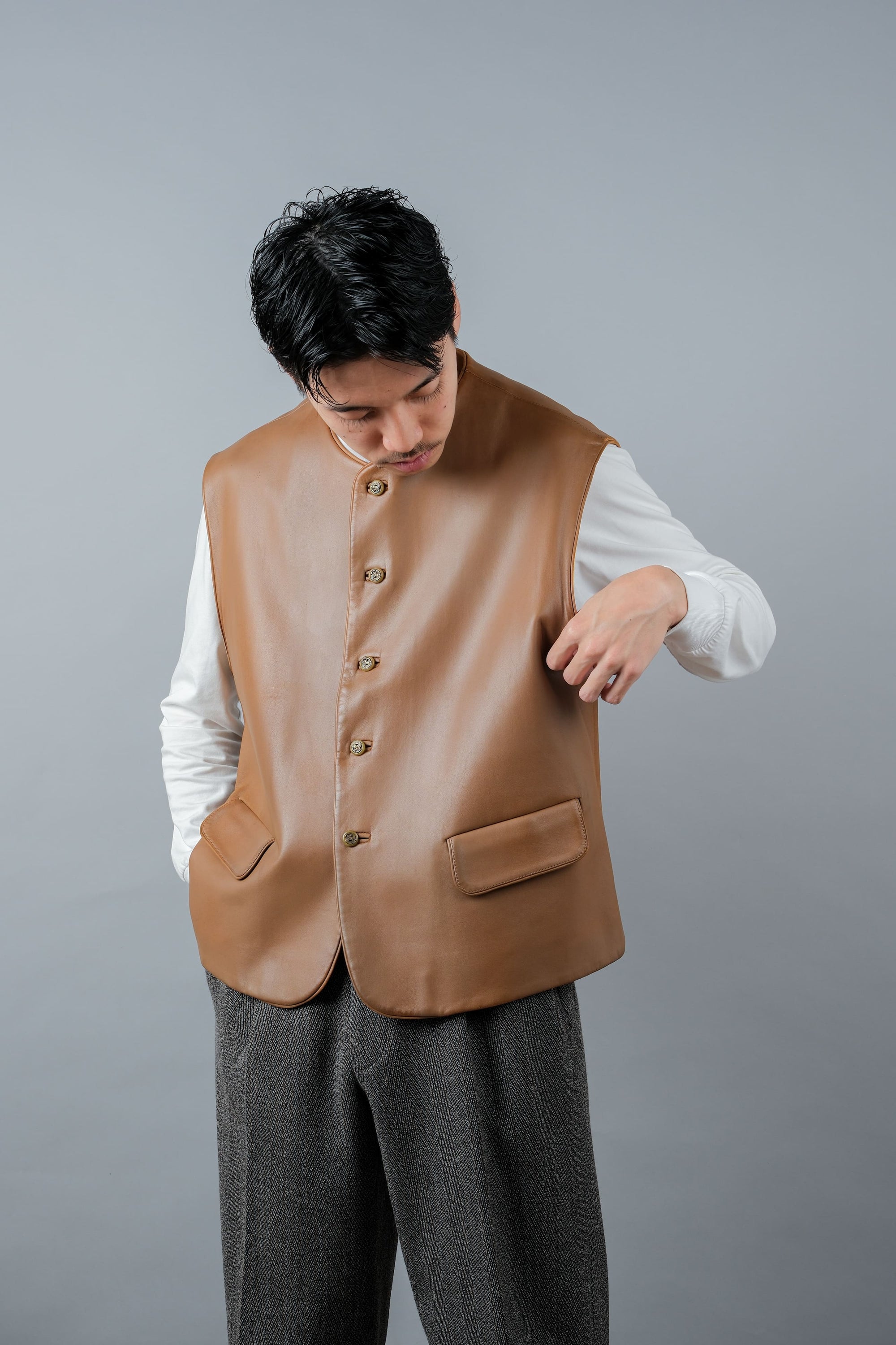 ［~00's］Old ARNYS PARIS Lambskin Leather Gilet Size.54 "Bordé"