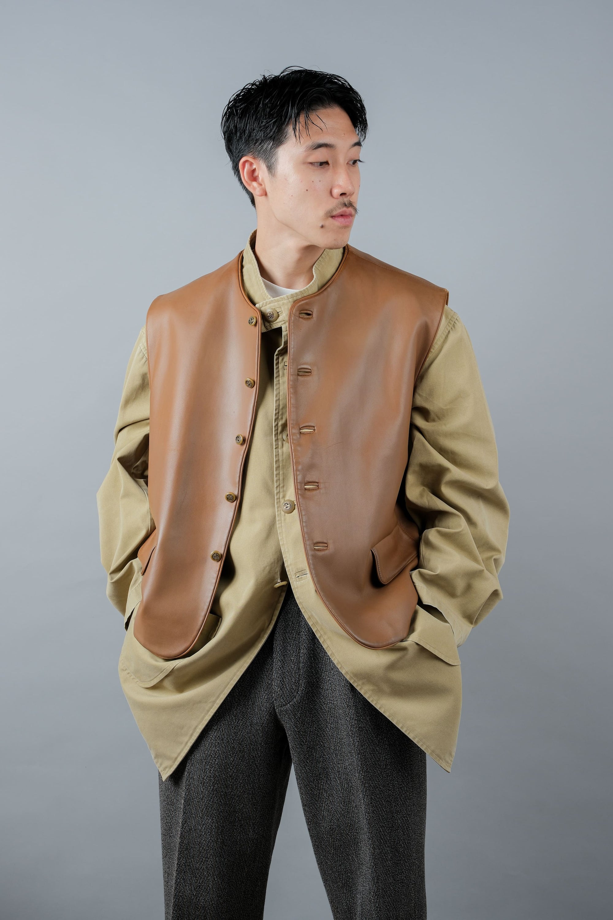 ［~00's］Old ARNYS PARIS Lambskin Leather Gilet Size.54 "Bordé"