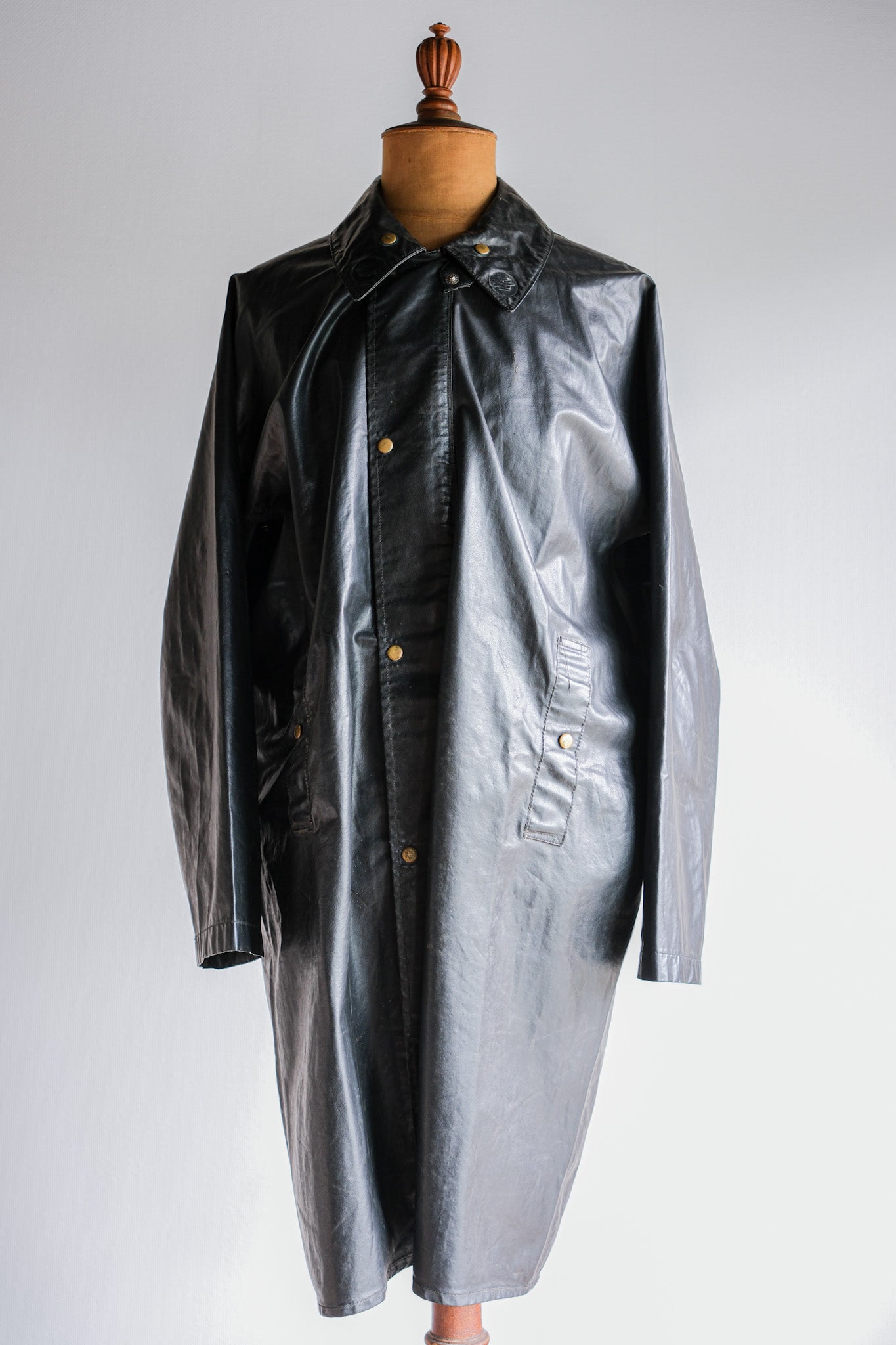 [~ 60's] French Vintage Raglan Sleeve Waterproof Rain COAT with chan strap "PTT"