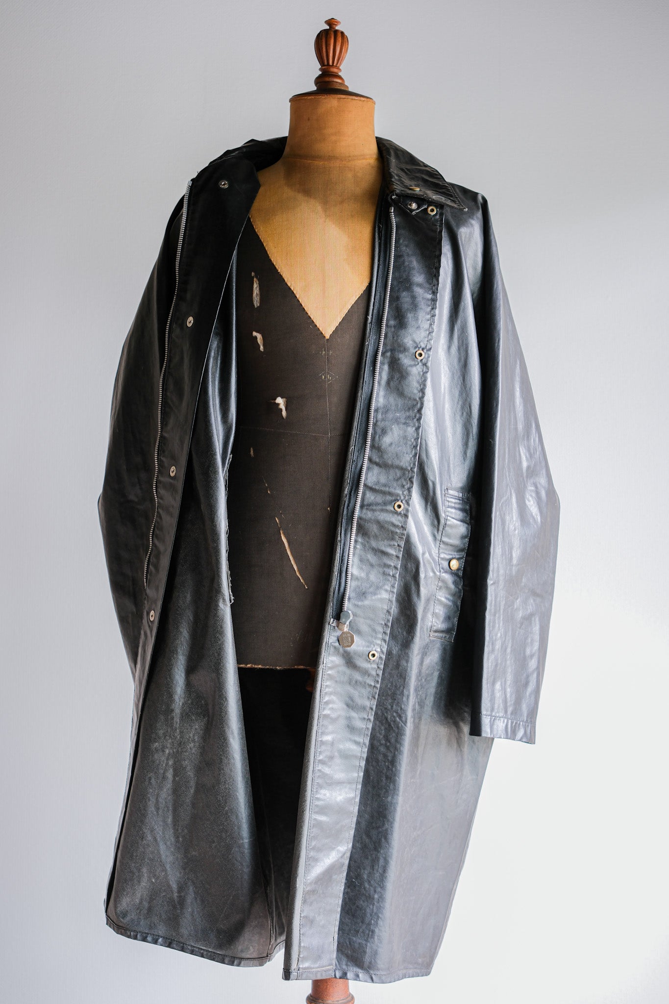 【~60's】French Vintage Raglan Sleeve Waterproof Rain Coat With Chin Strap "PTT"