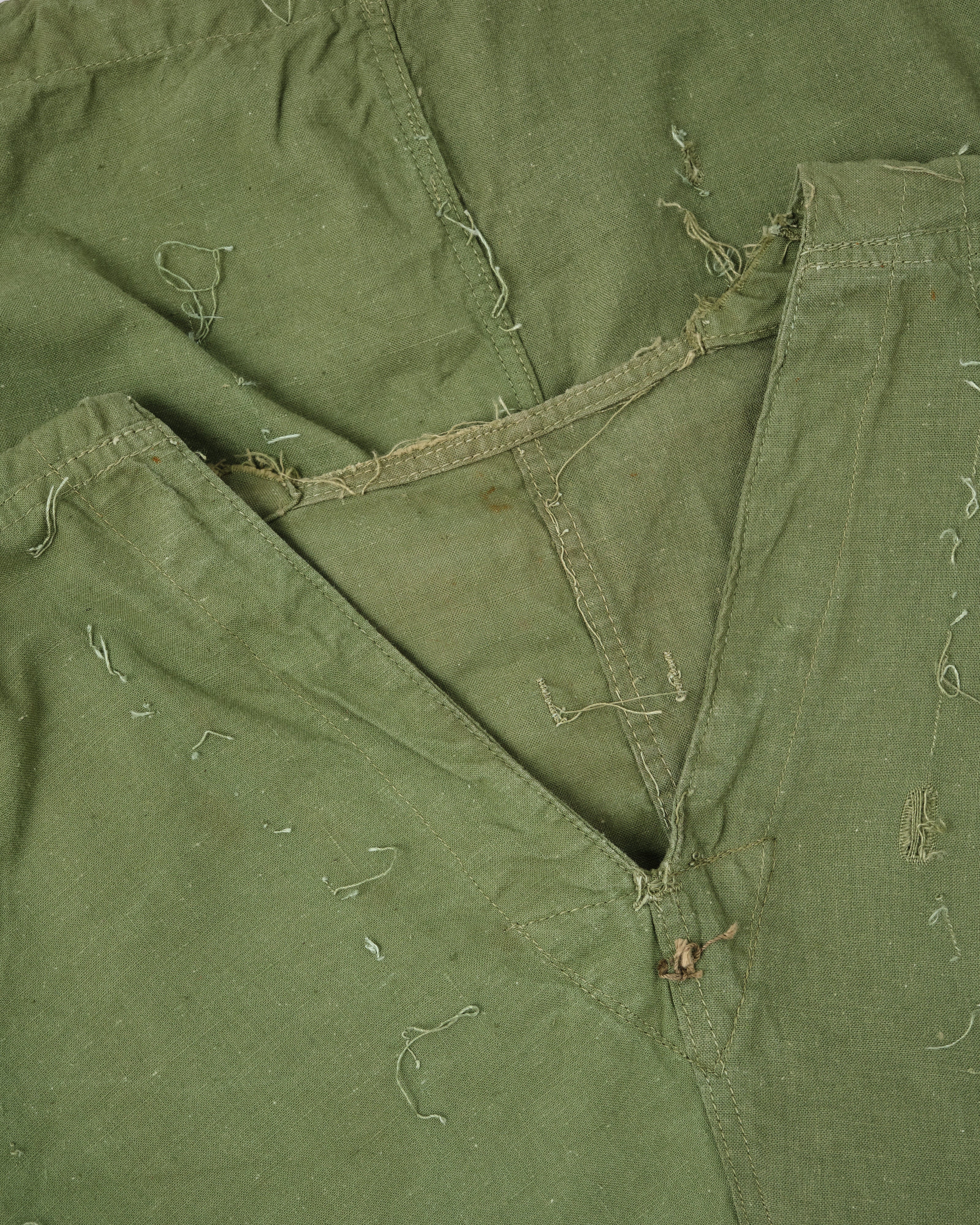 [~ 50's] Smock de tireur d'élite de coton vert de l'armée tchécoslovaque "modifié"