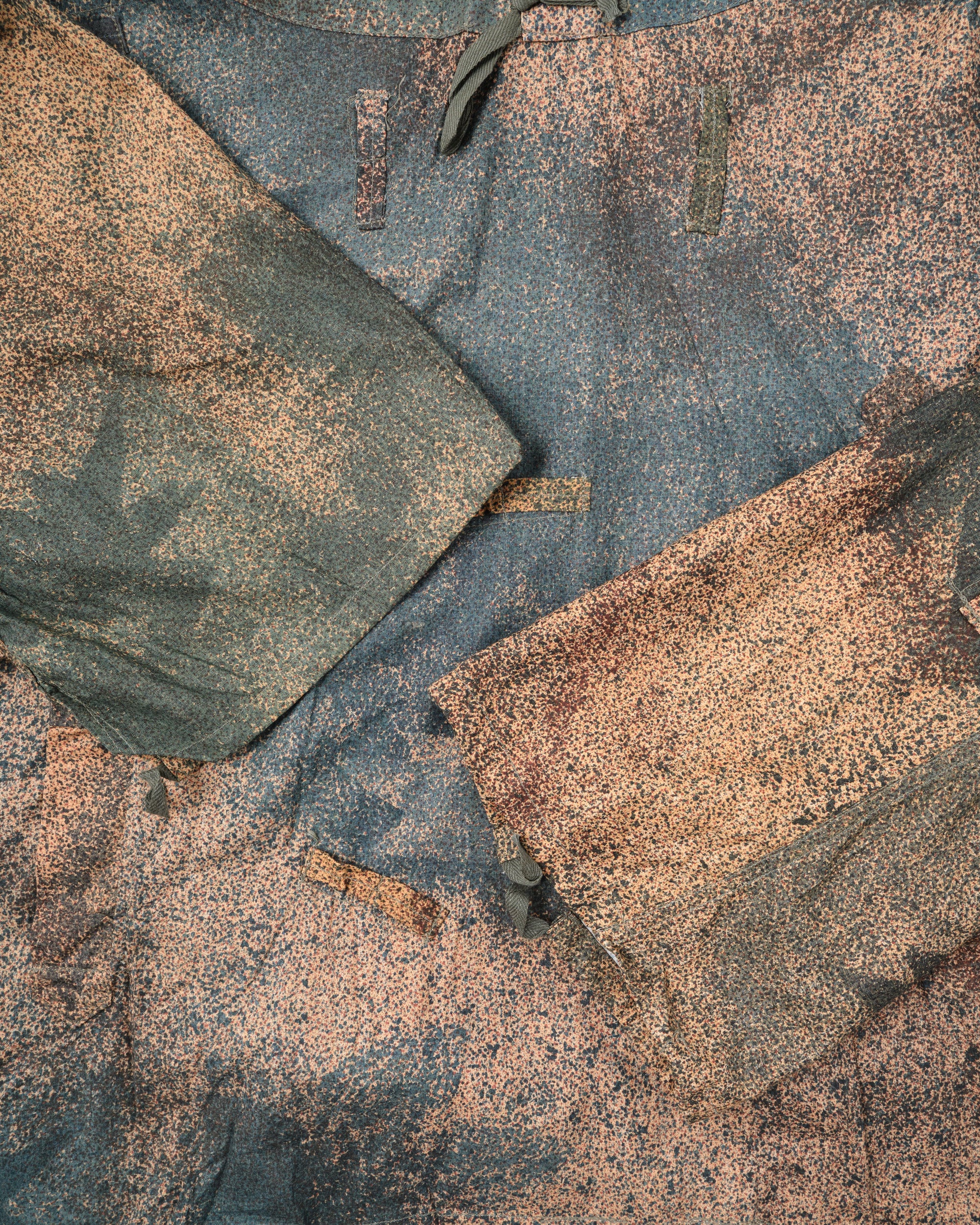 ［~60's］Yugoslav People's Army Mountain Camouflage Sniper Smock With Bag & Gloves